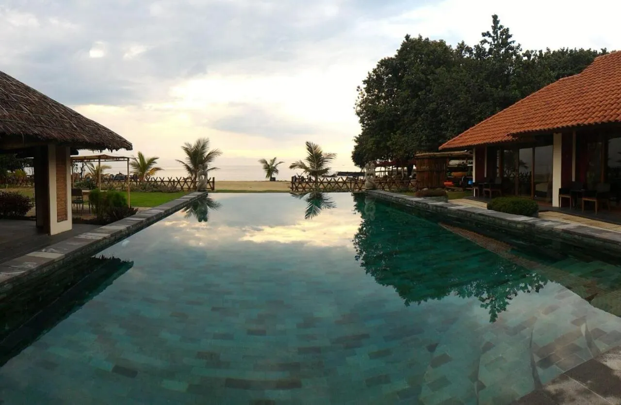 Pool view in Jepara Marina Beach Bungalows