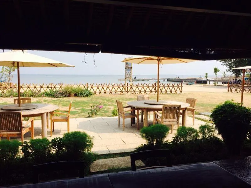 Day in Jepara Marina Beach Bungalows