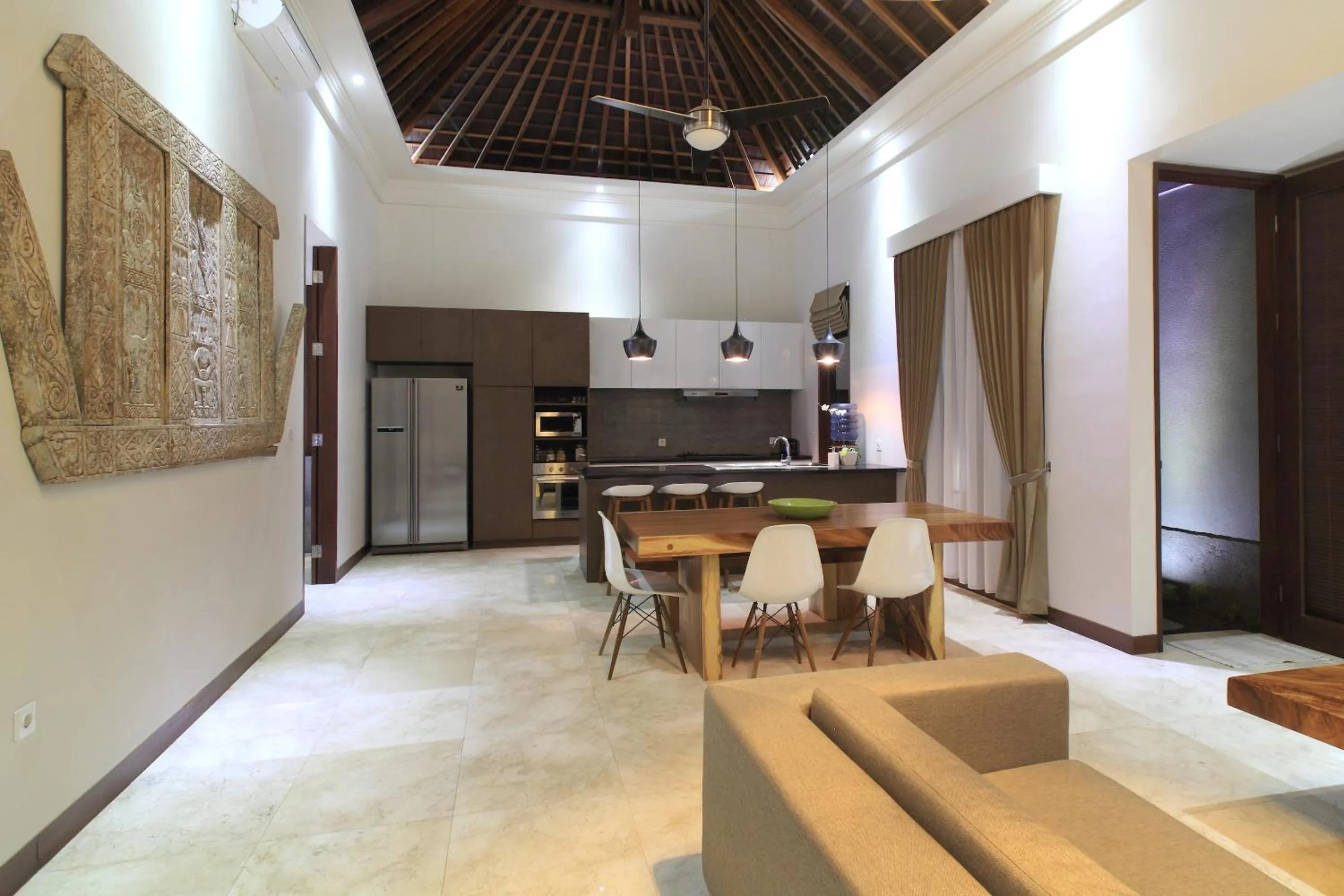 Dining area in Bale Mandala Villas