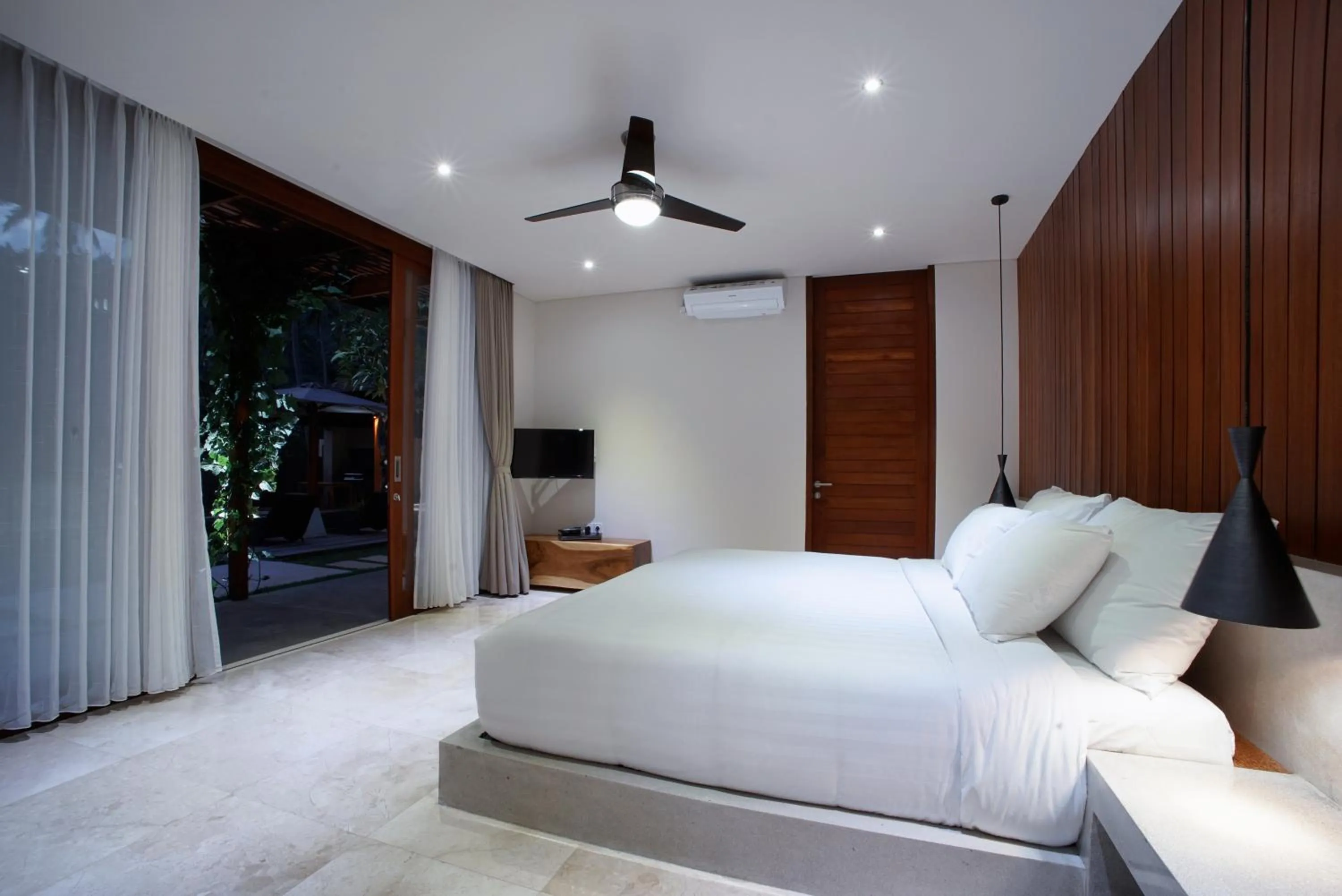 Bedroom, Bed in Bale Mandala Villas