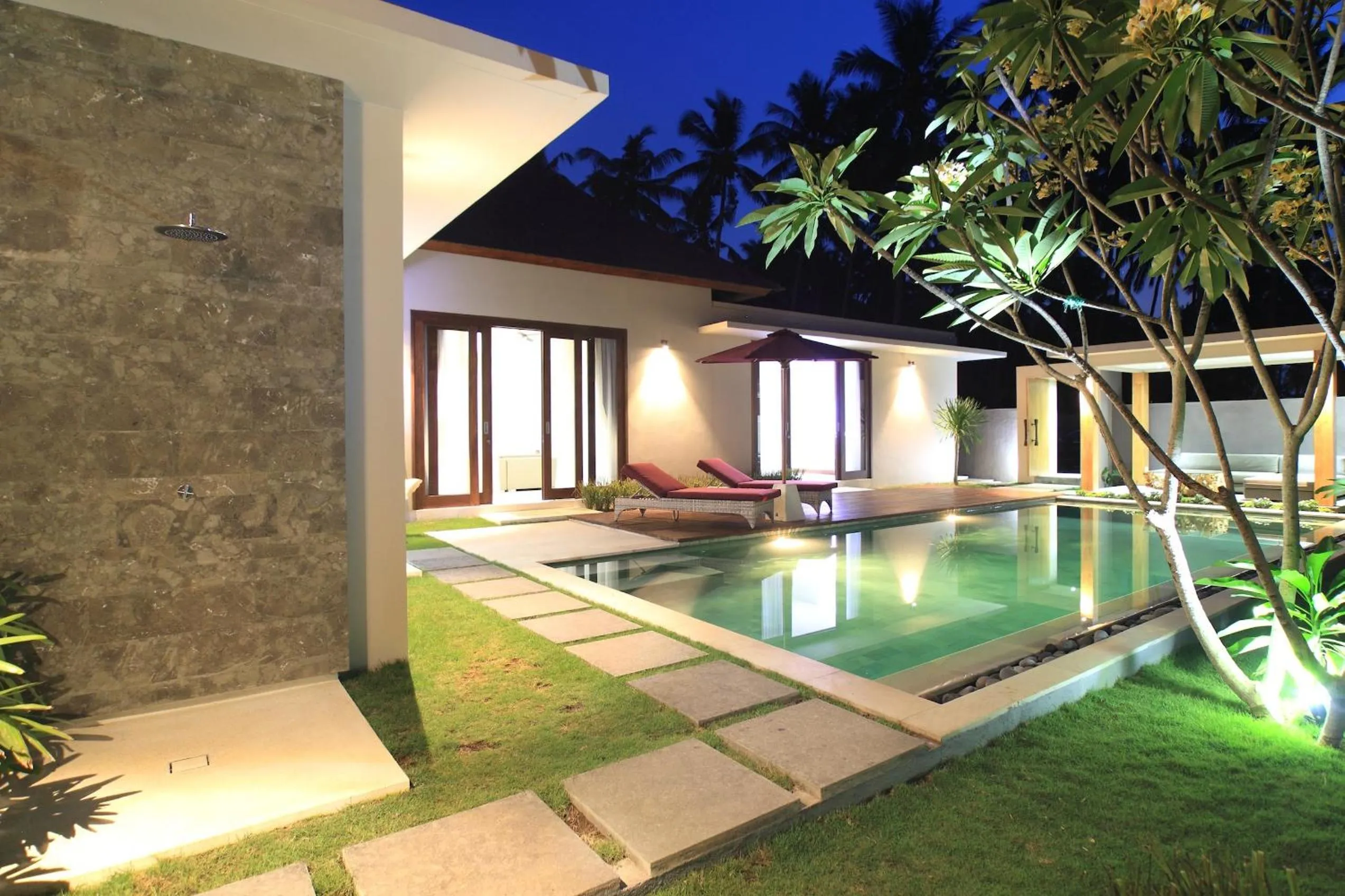 Swimming pool in Bale Mandala Villas