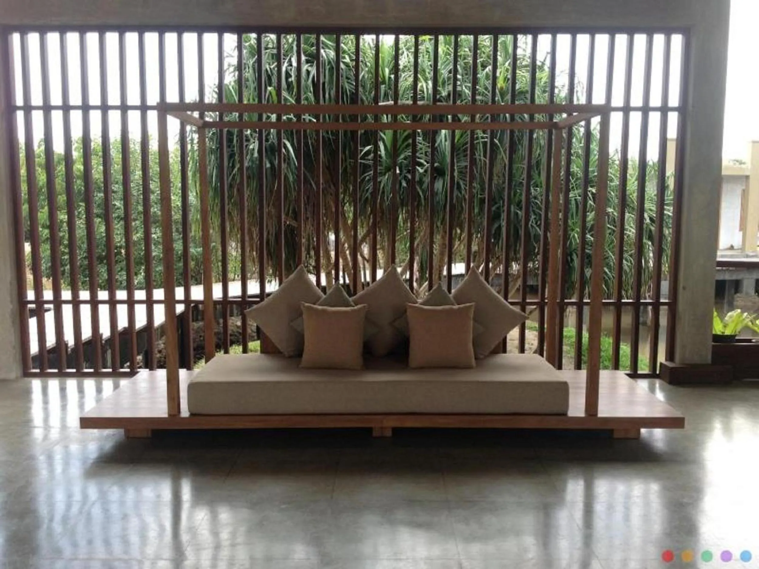 Decorative detail in Suriya Resort