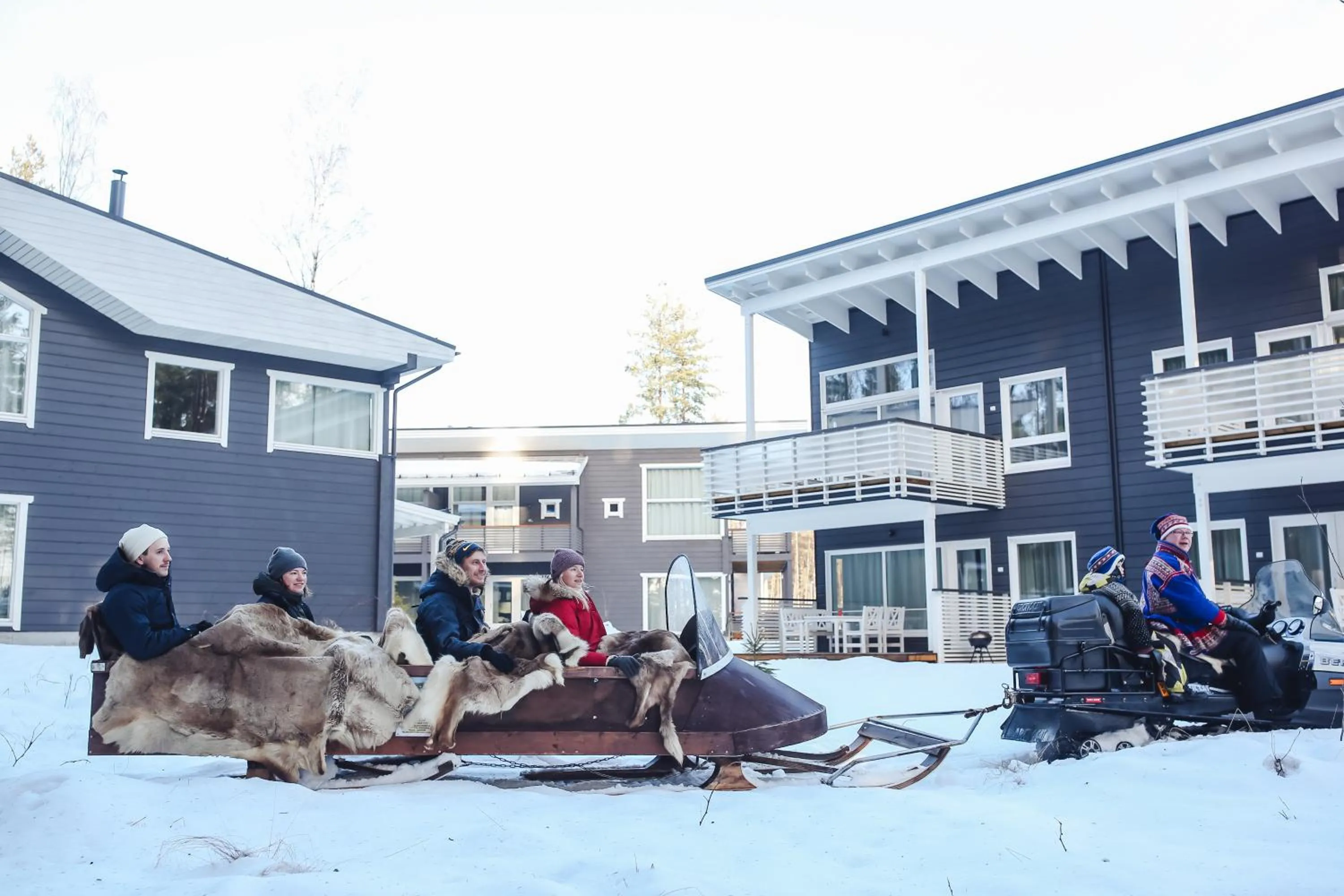 group of guests in Saimaa Life Apartments