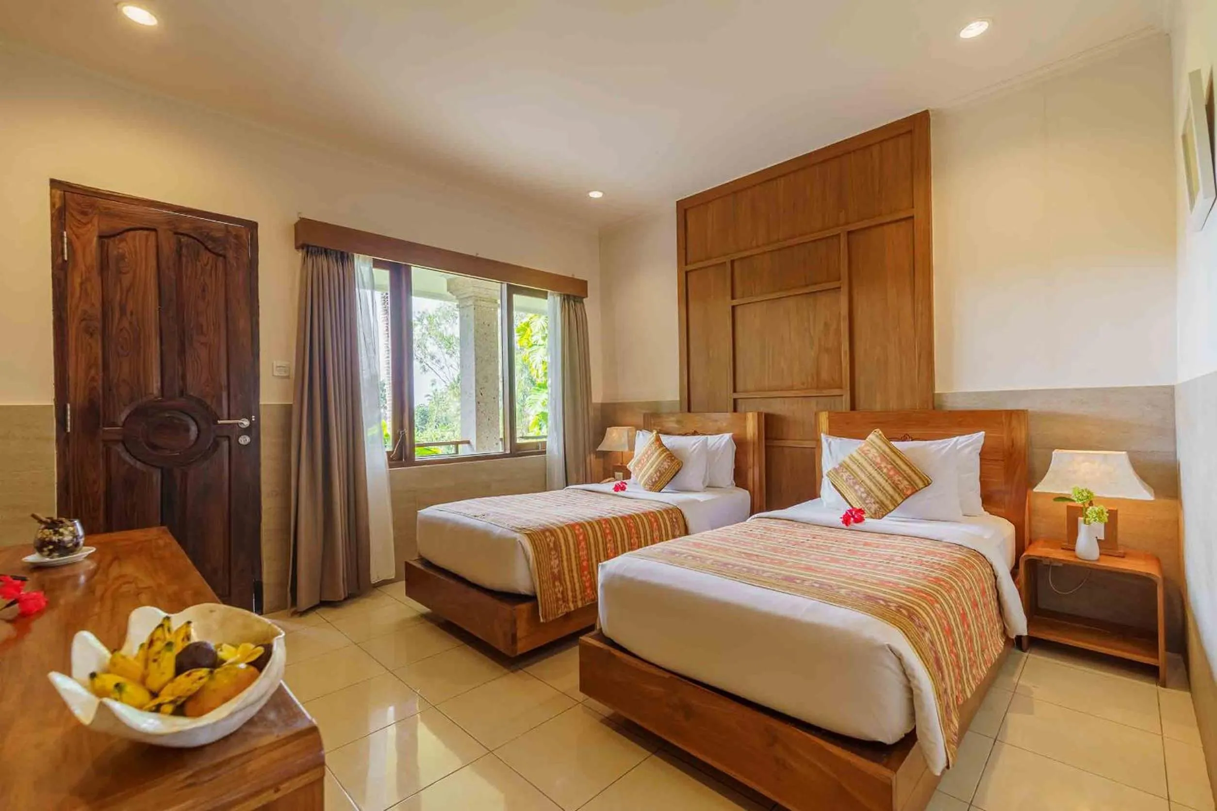 Photo of the whole room, Bed in Om Ham Retreat and Resort