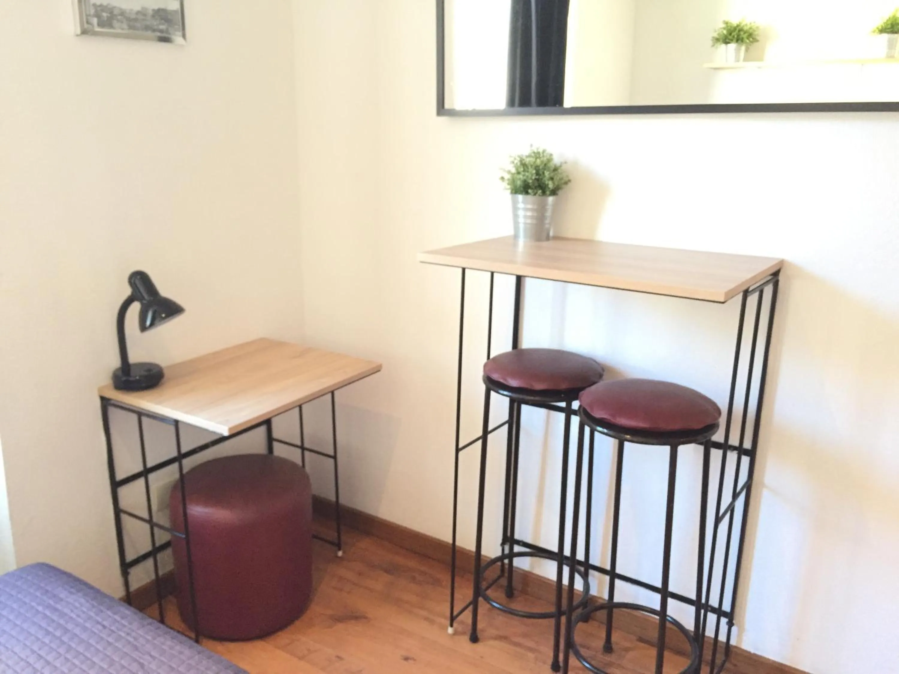 Decorative detail in Hôtel du Petit Louvre