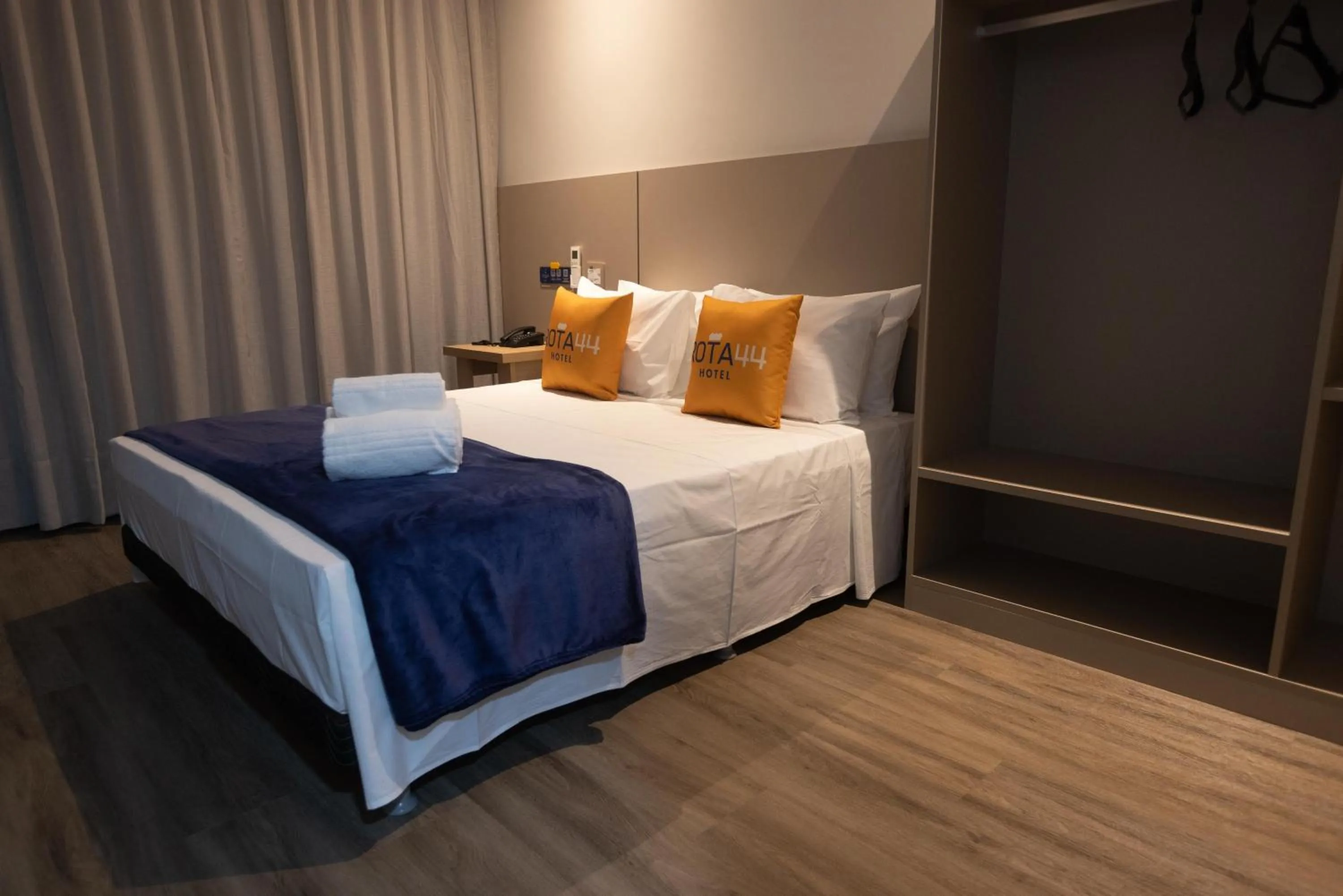 Bedroom, Bed in Rota 44 Hotel