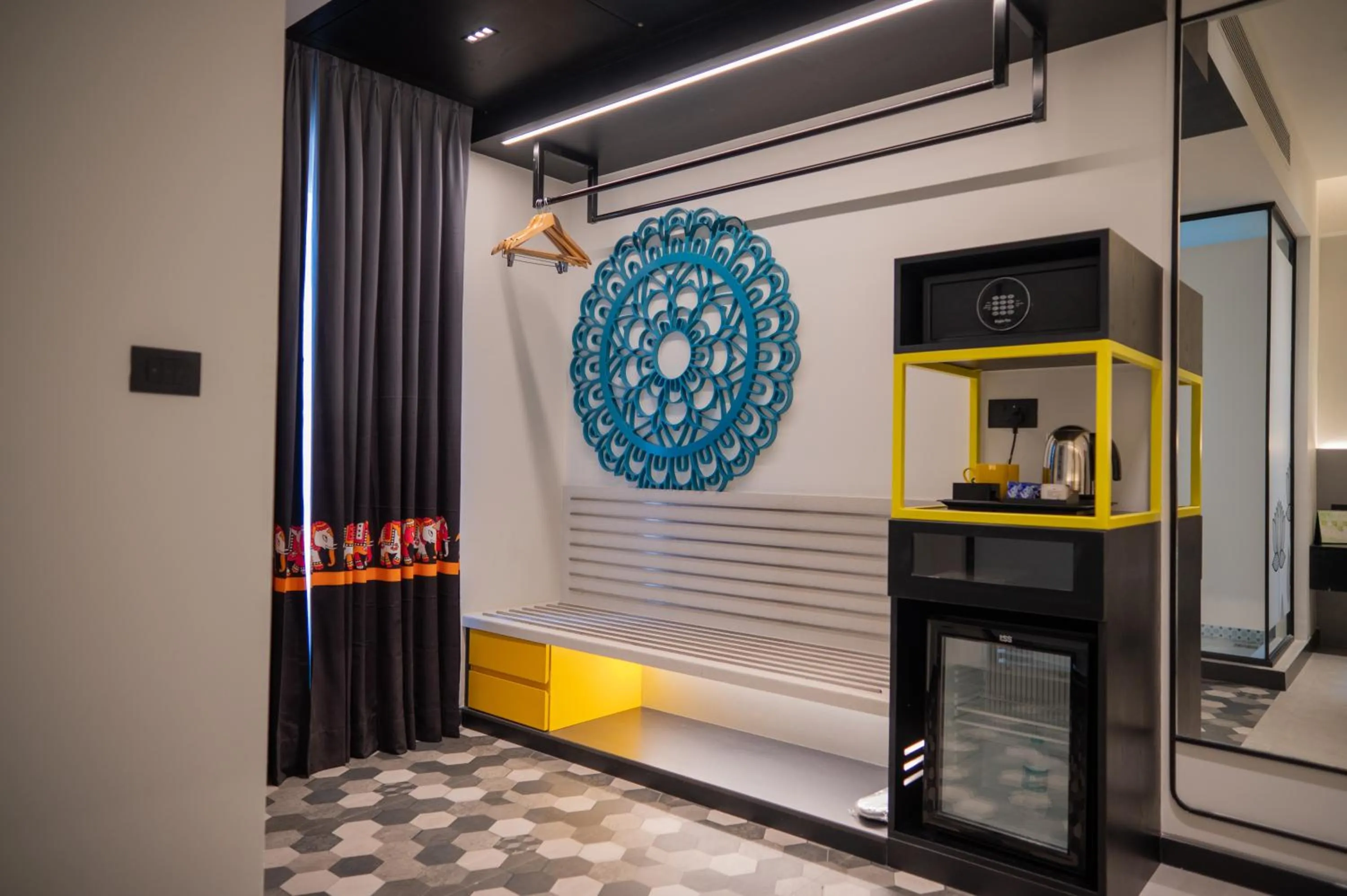 Coffee/tea facilities in ZIBE Luxe Kakinada by GRT Hotels