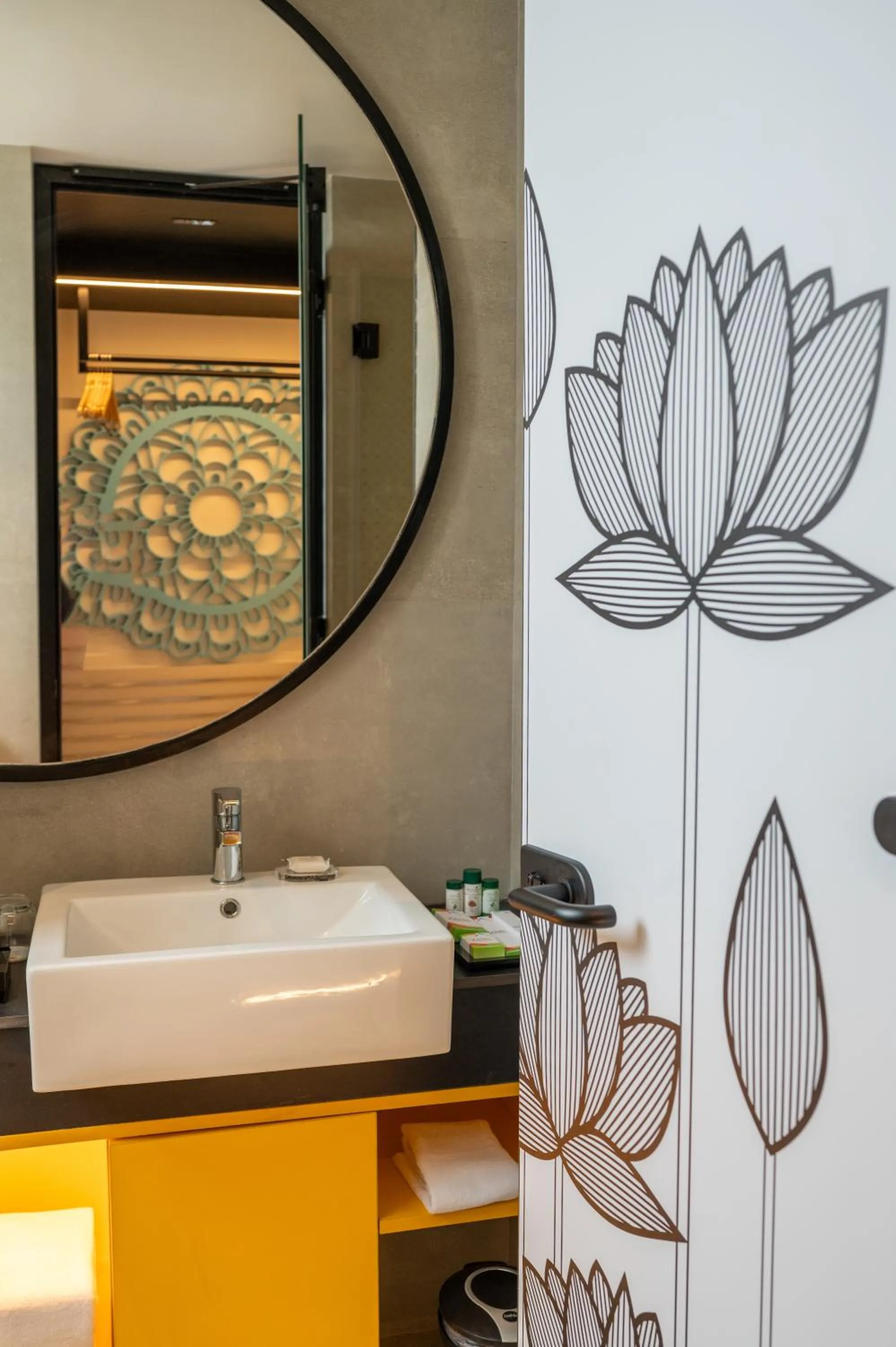 Bathroom in ZIBE Luxe Kakinada by GRT Hotels