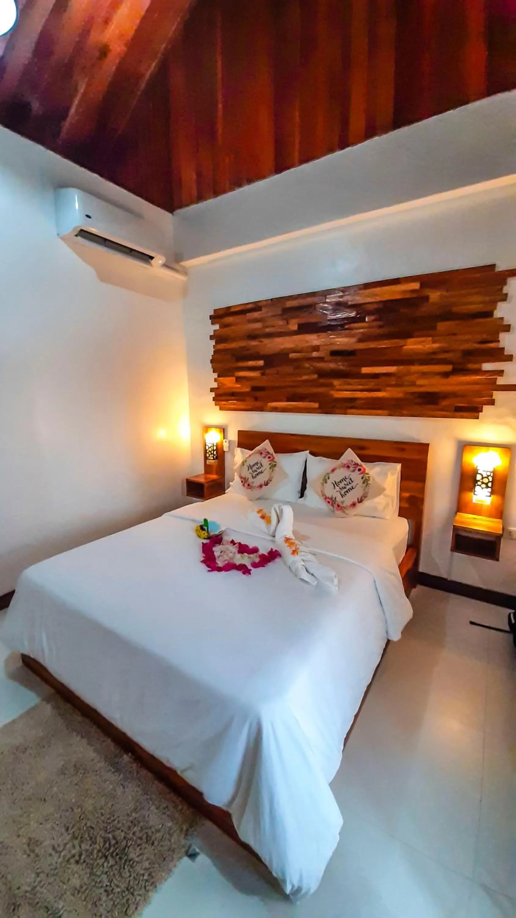 Bed in Ananda Resort