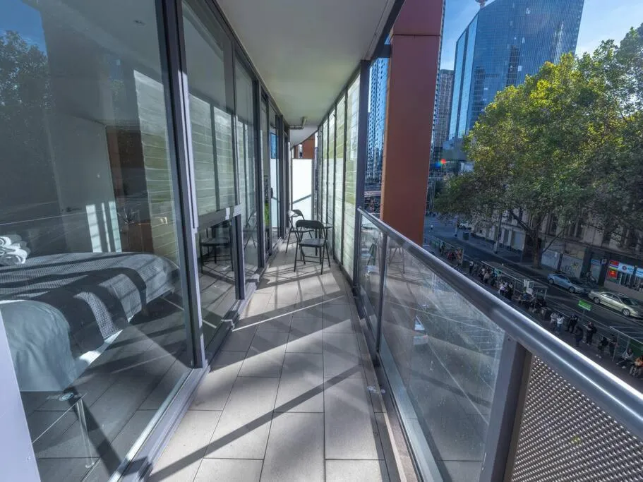 Luxury Suite On Flinders Street