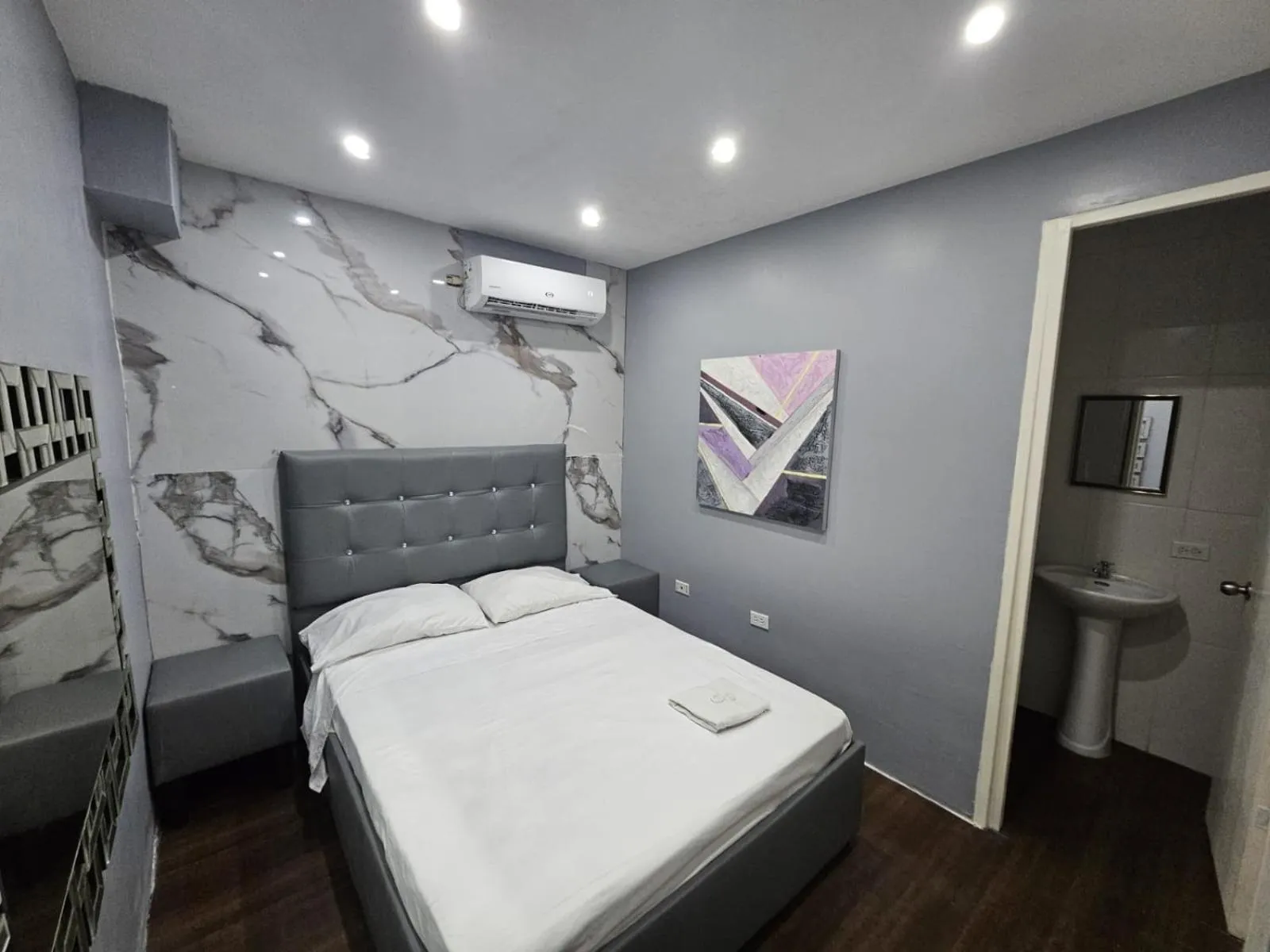 Bed in Hotel Residencial La Malvarrosa