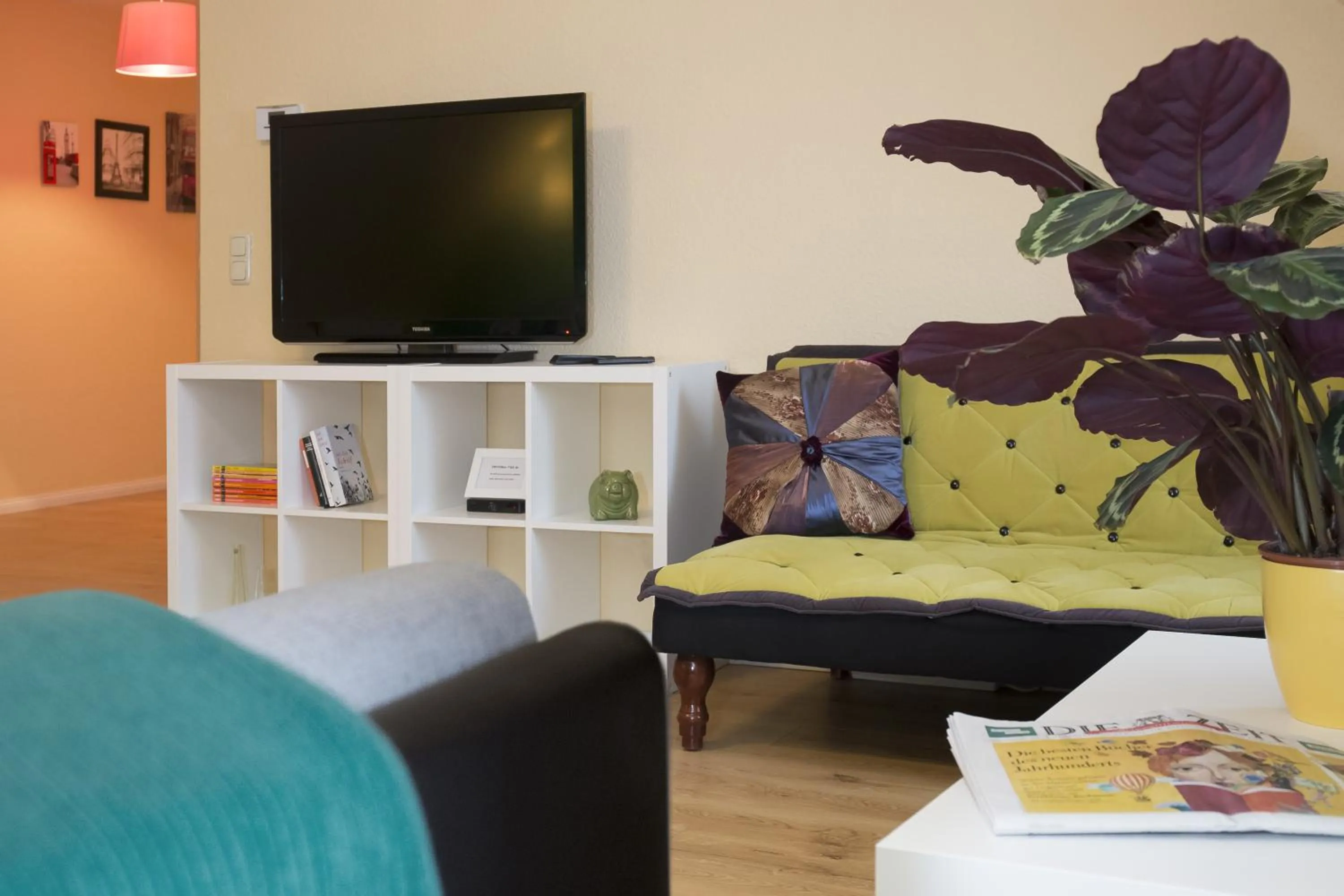 Living room in Leon Apartments