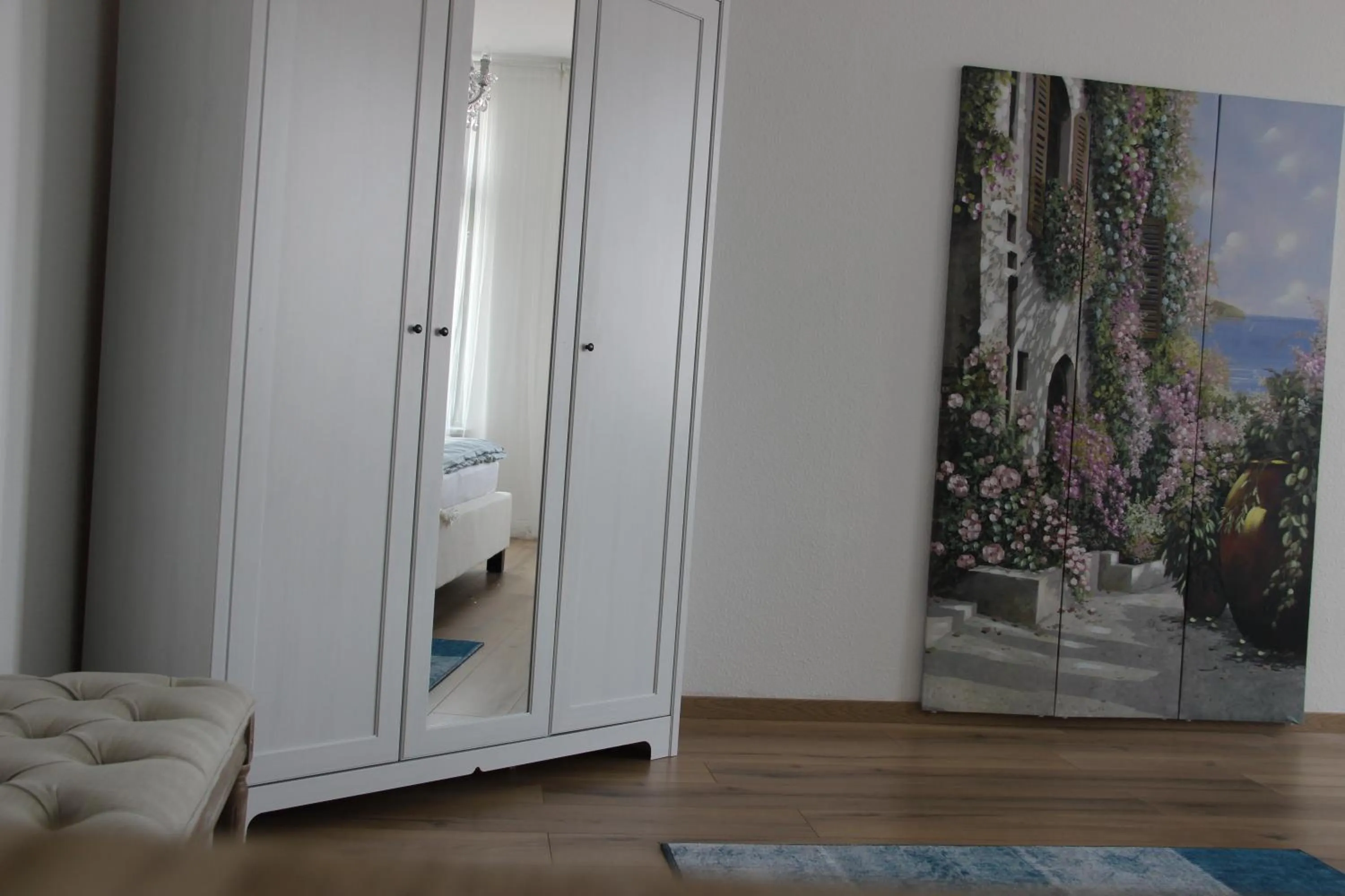 Bedroom in Leon Apartments