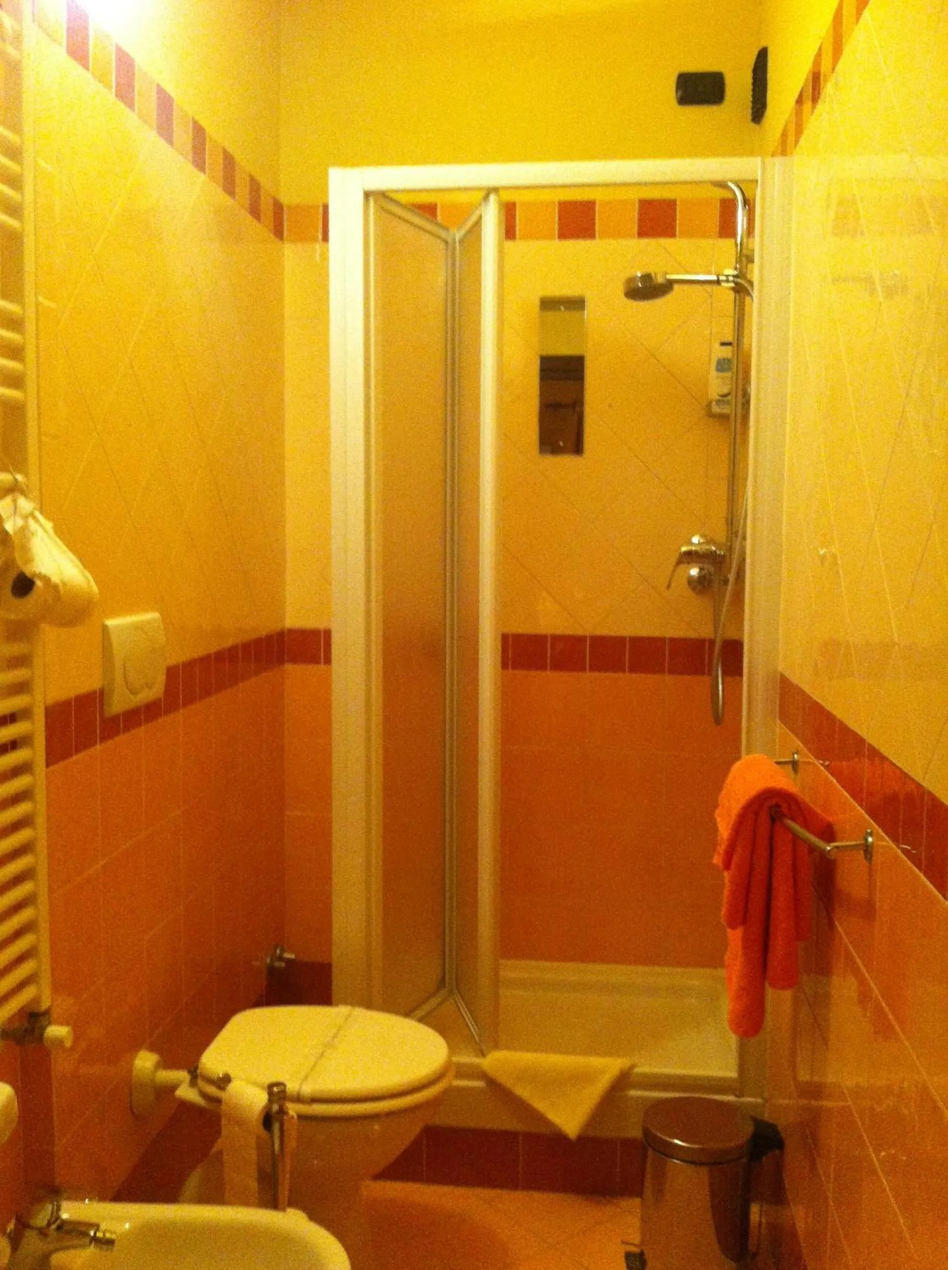 Bathroom in B&B Gira-Sole
