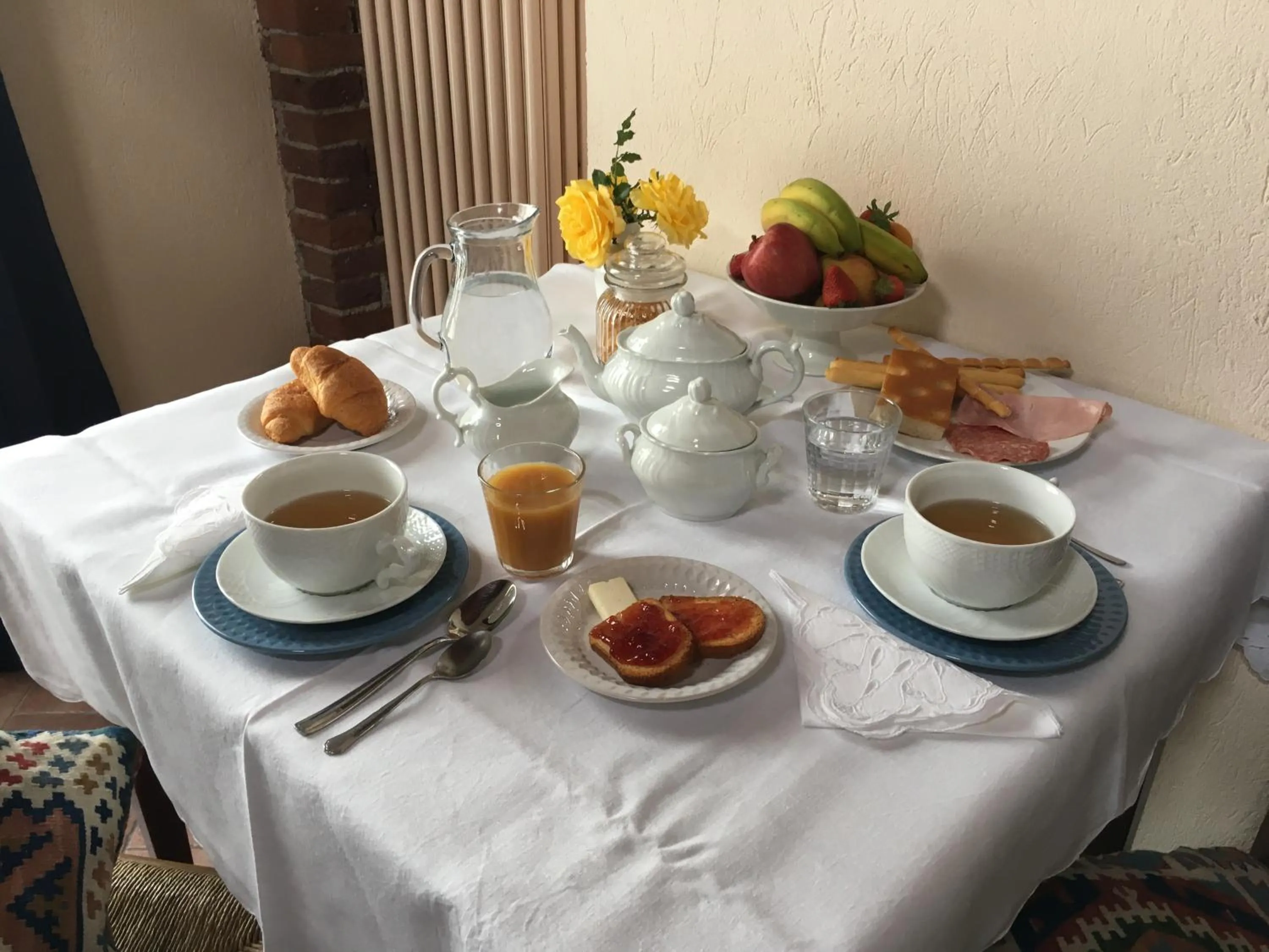 Breakfast in B&B Gira-Sole