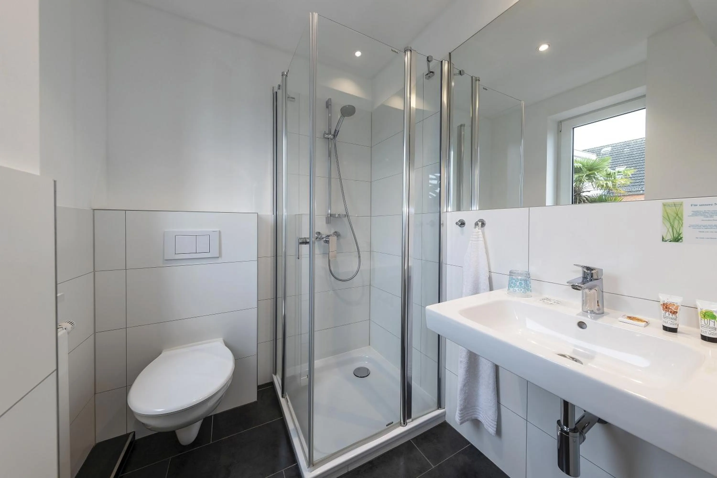 Bathroom in Beach Hotel California