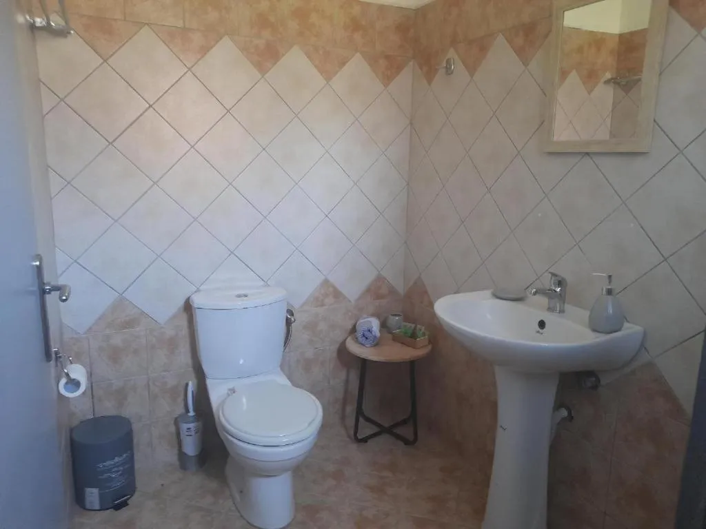 Bathroom in Euphoria ComplexB