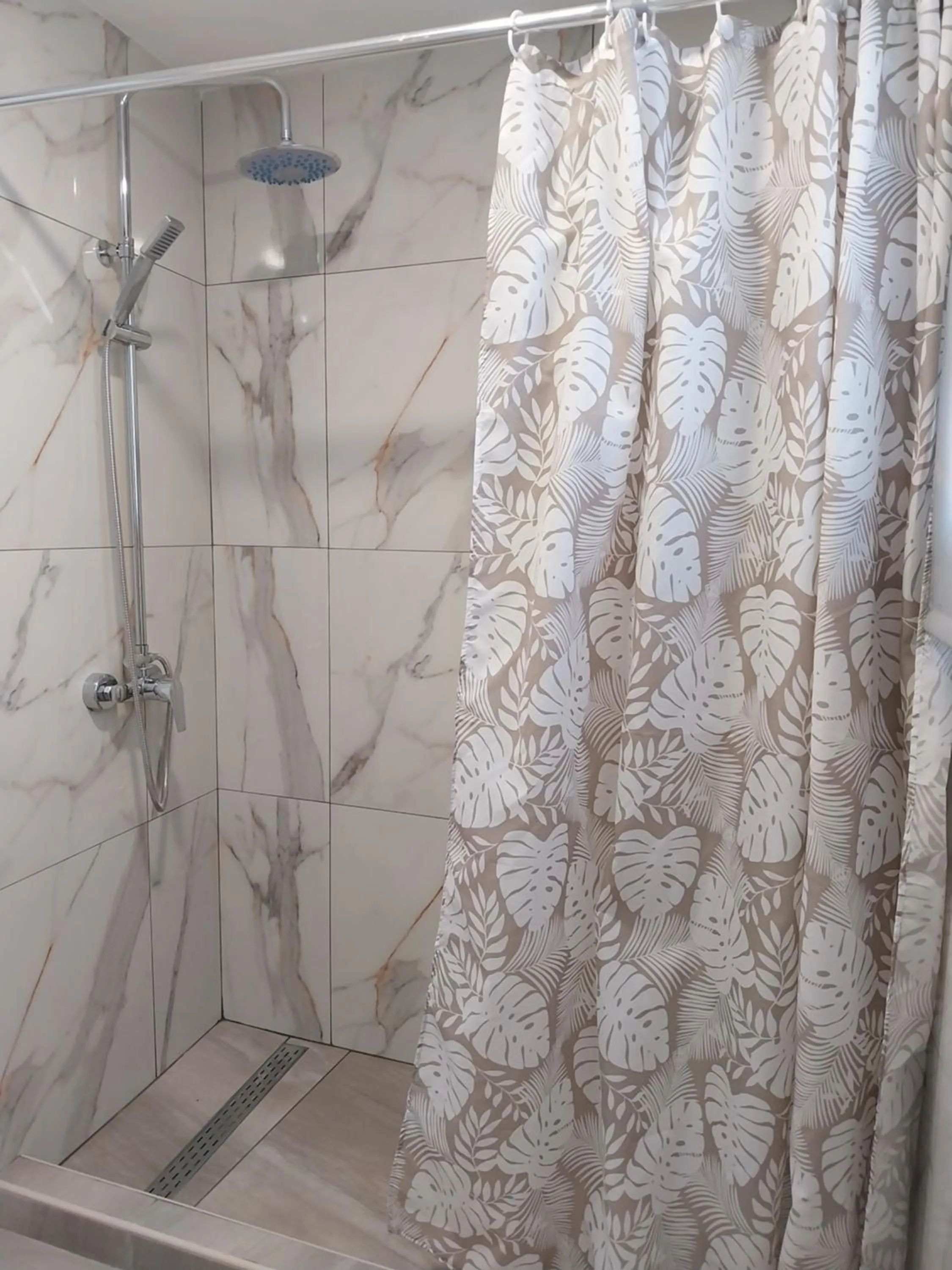 Bathroom in Euphoria ComplexB