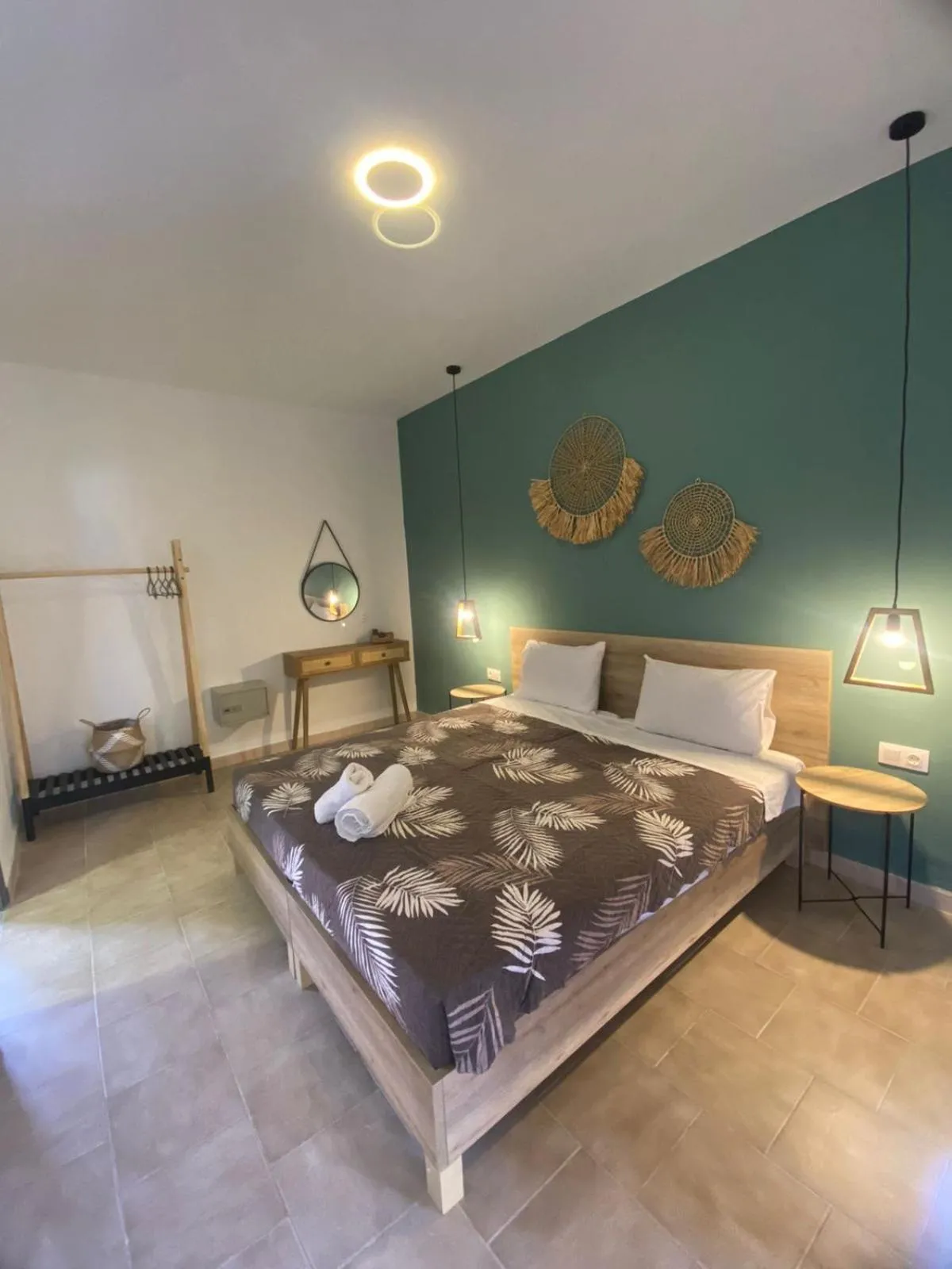 Bedroom, Bed in Euphoria ComplexB