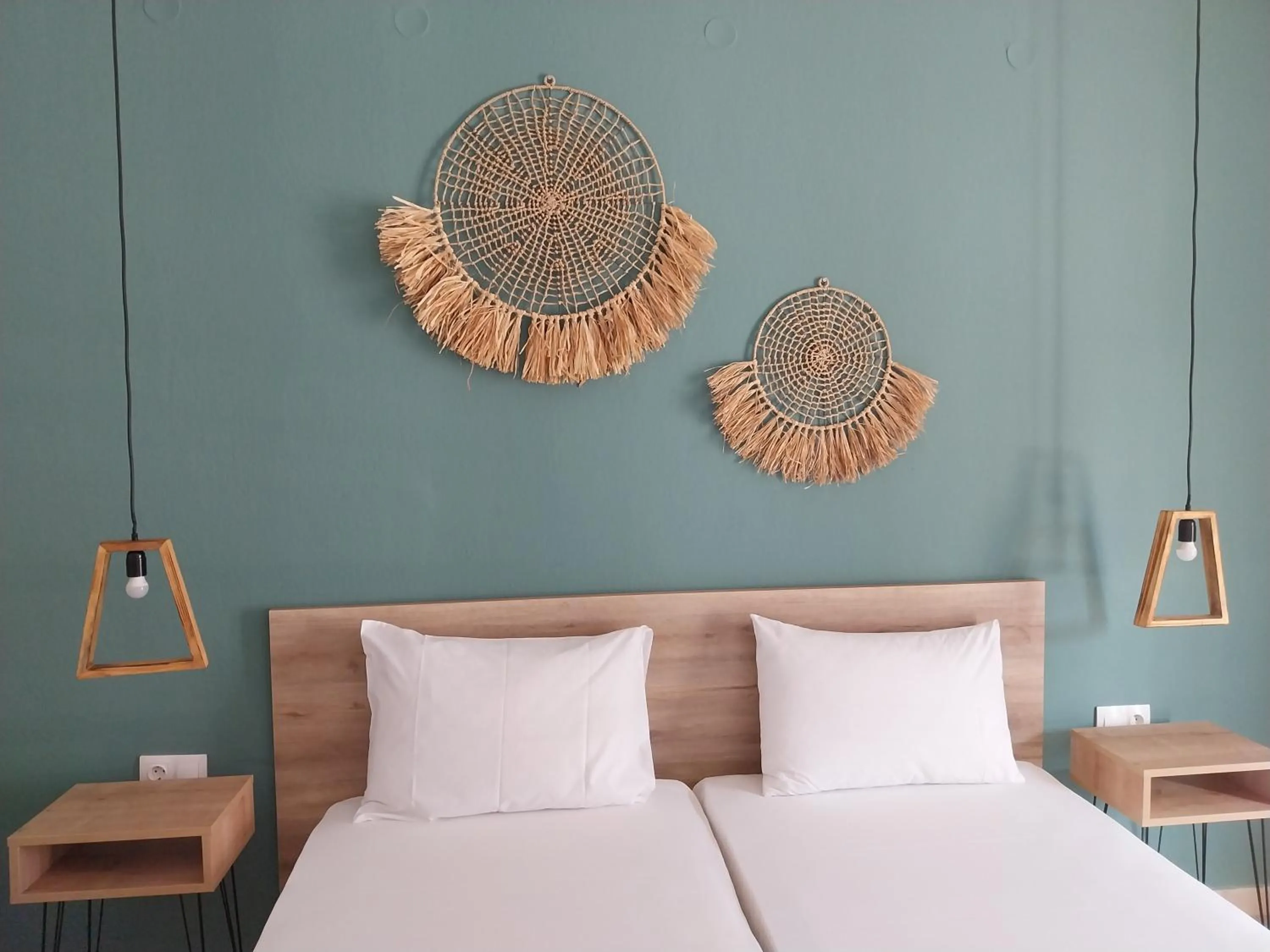 Bed in Euphoria ComplexB