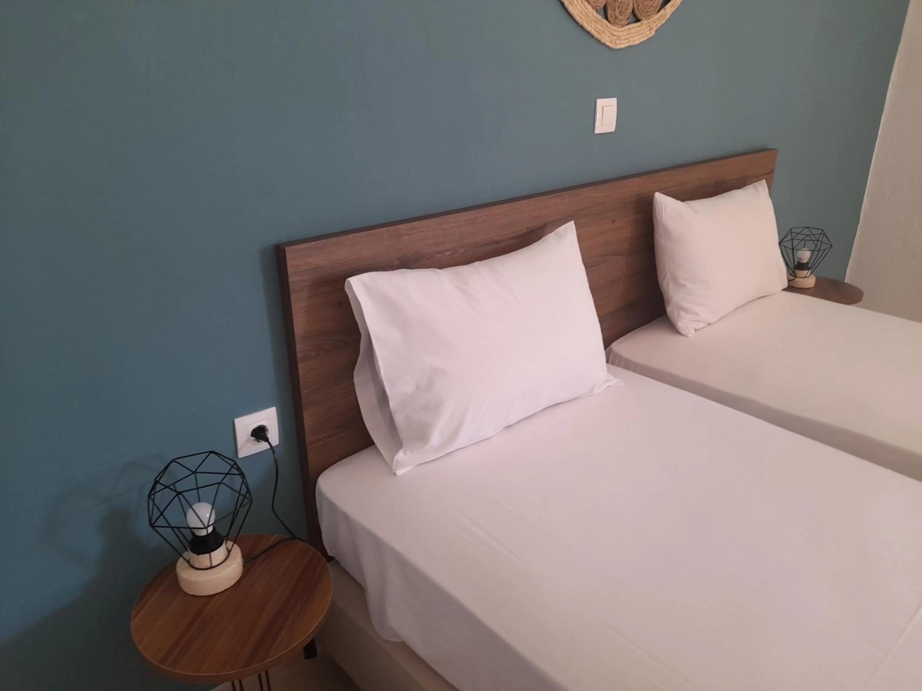 Bed in Euphoria ComplexB