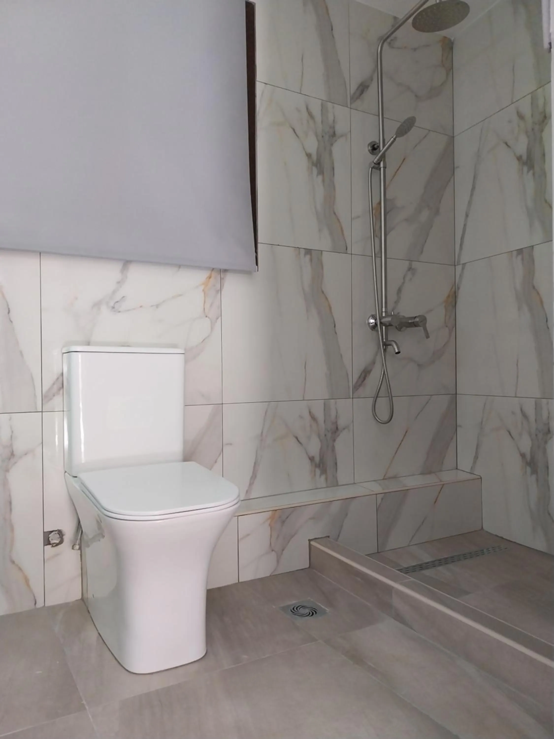 Bathroom in Euphoria ComplexB