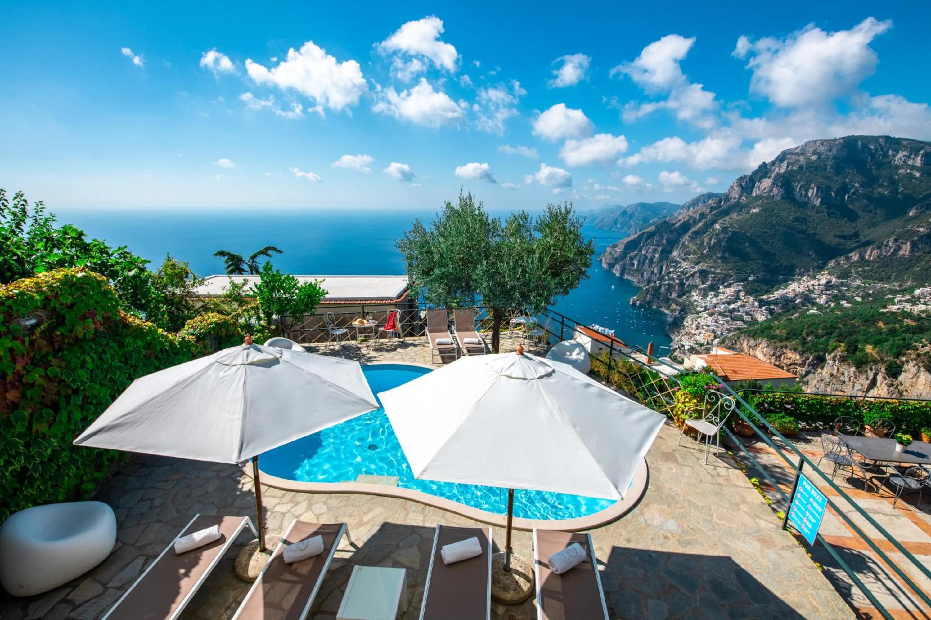 Pool view in Ville Olimpo