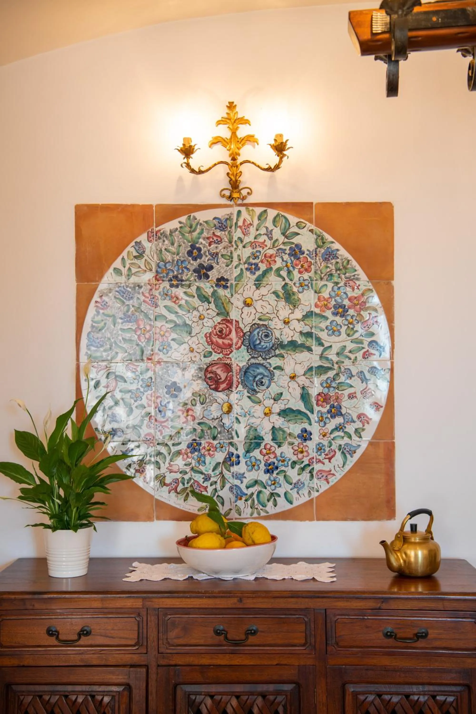 Decorative detail in Ville Olimpo