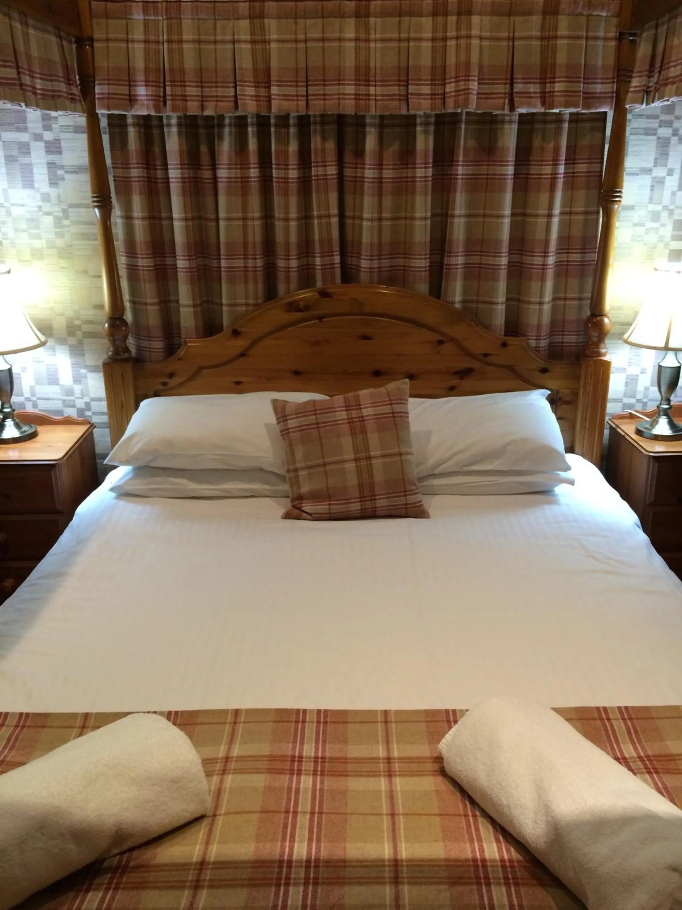 Bed in The Panmure Arms Hotel