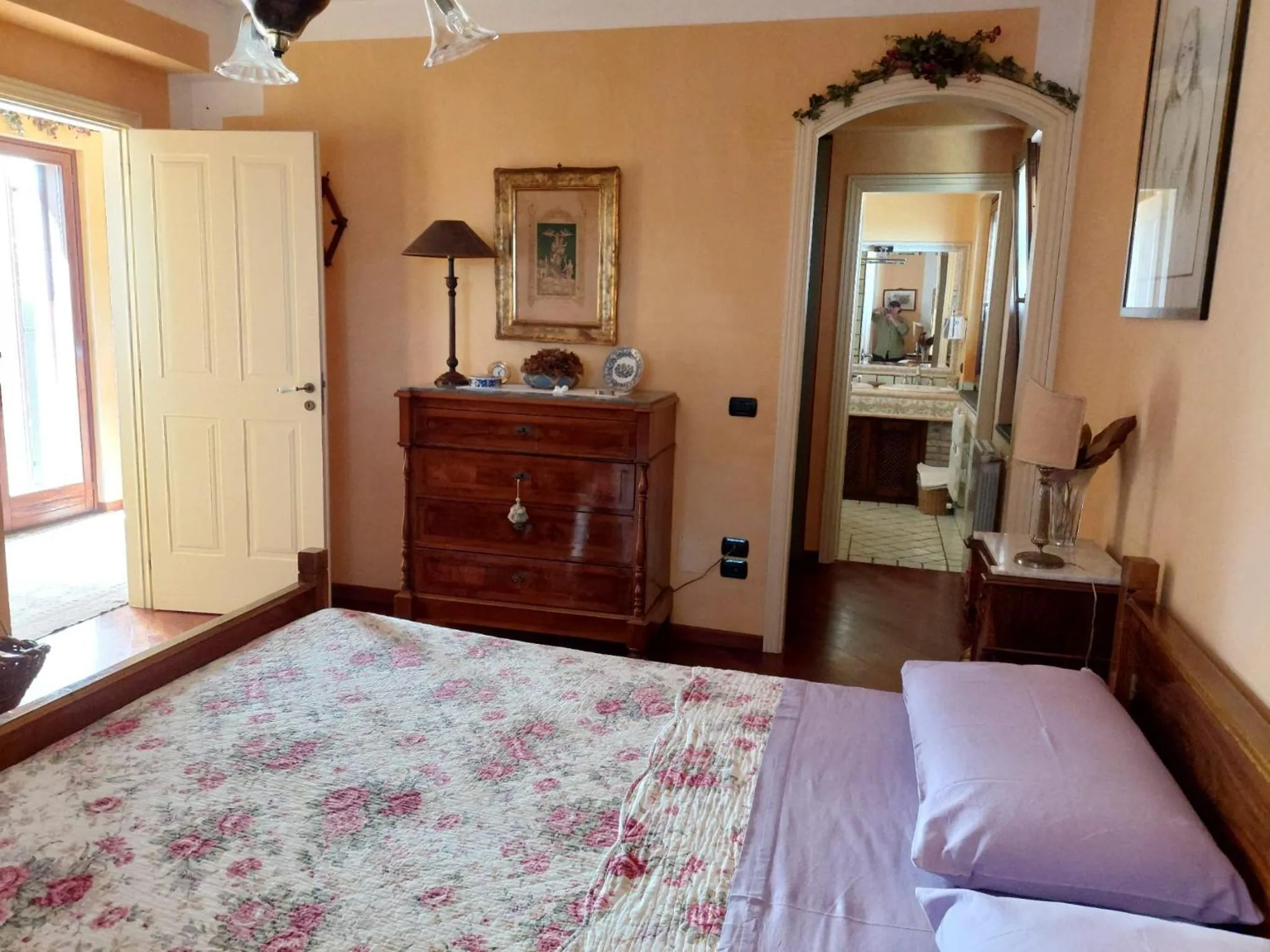 King Room with Spa Bath - single occupancy in Casa Delle Coccole