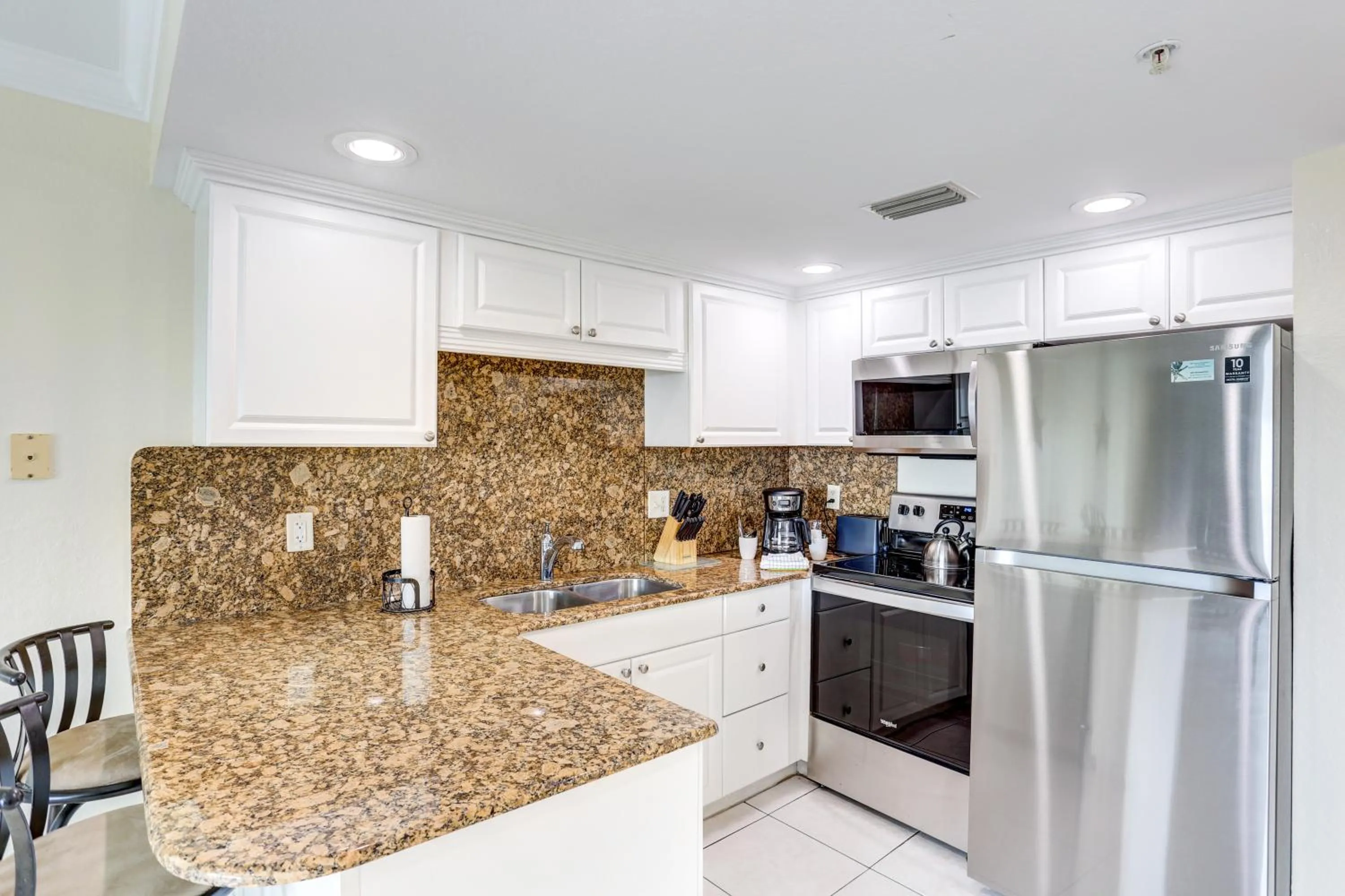 South Beach Condo Hotel by Travel Resort Services, Inc.