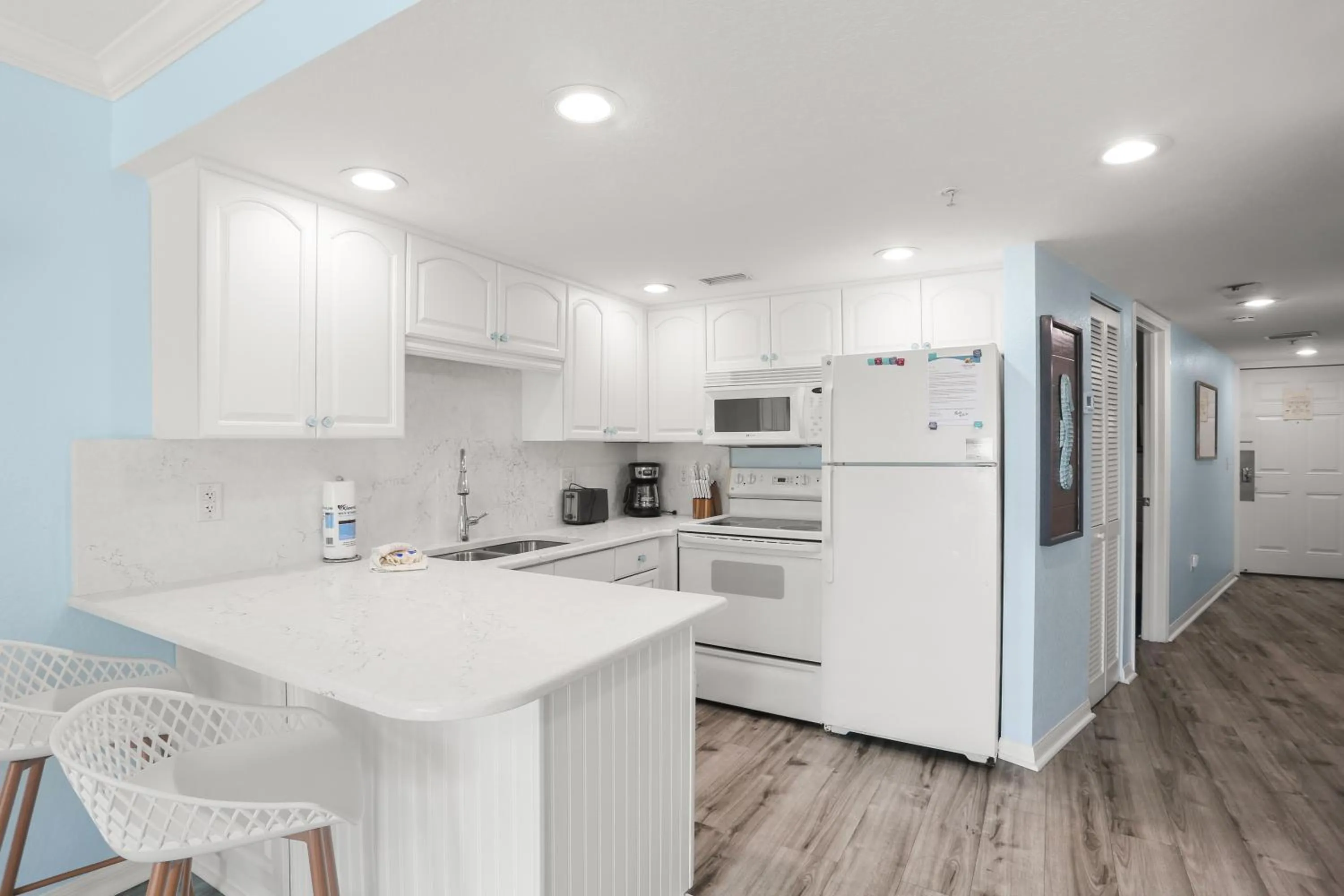 South Beach Condo Hotel by Travel Resort Services, Inc.