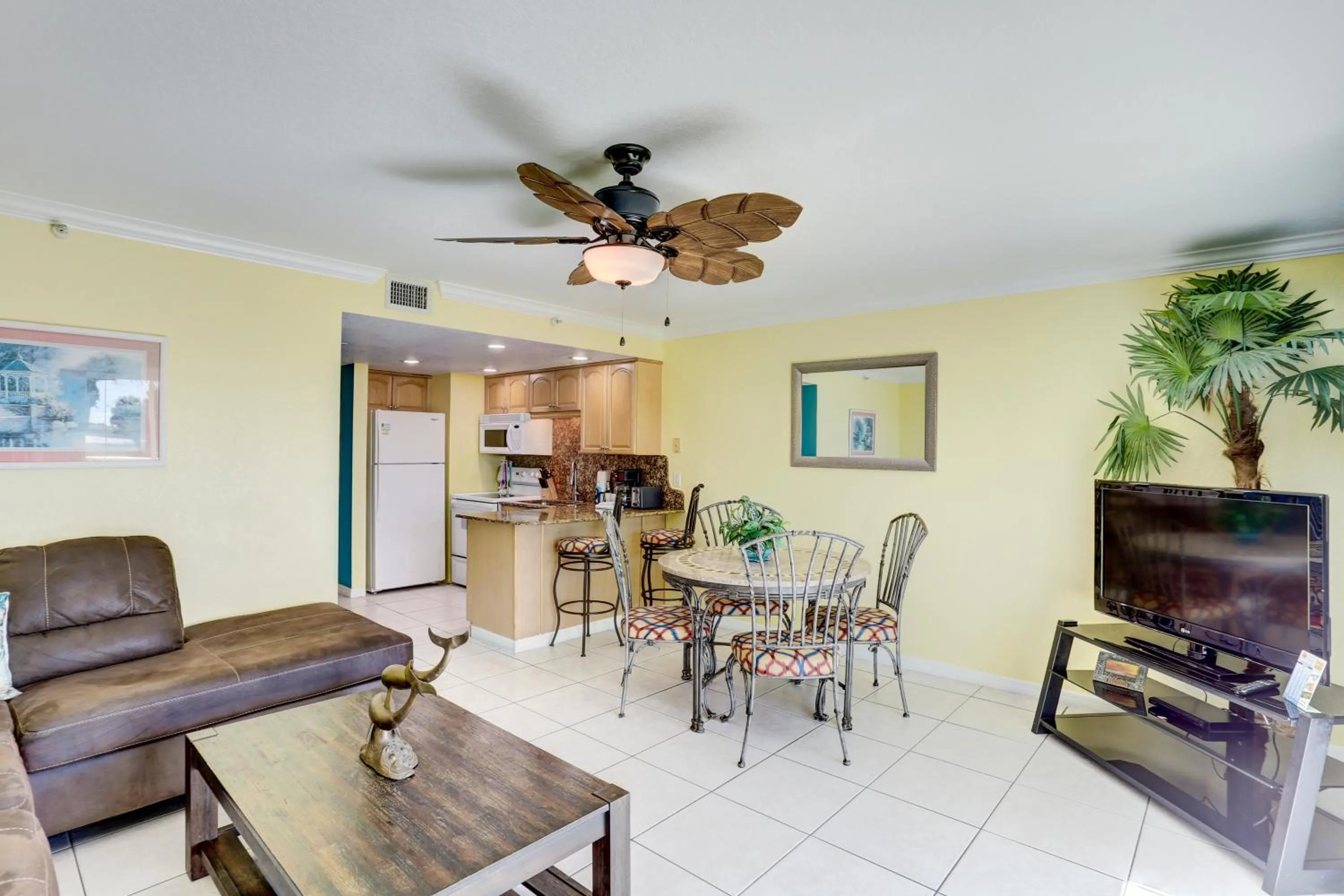 South Beach Condo Hotel by Travel Resort Services, Inc.