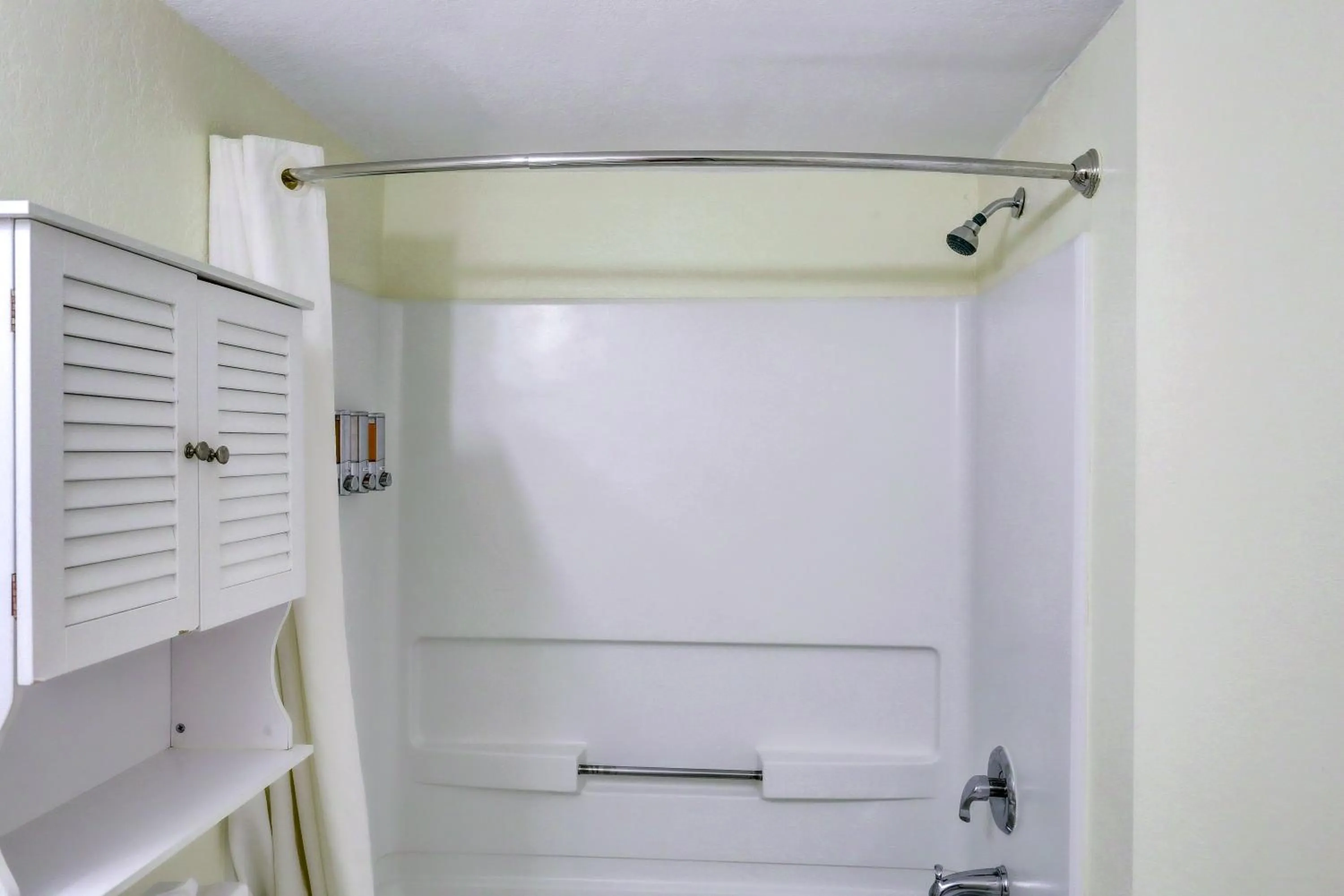 South Beach Condo Hotel by Travel Resort Services, Inc.