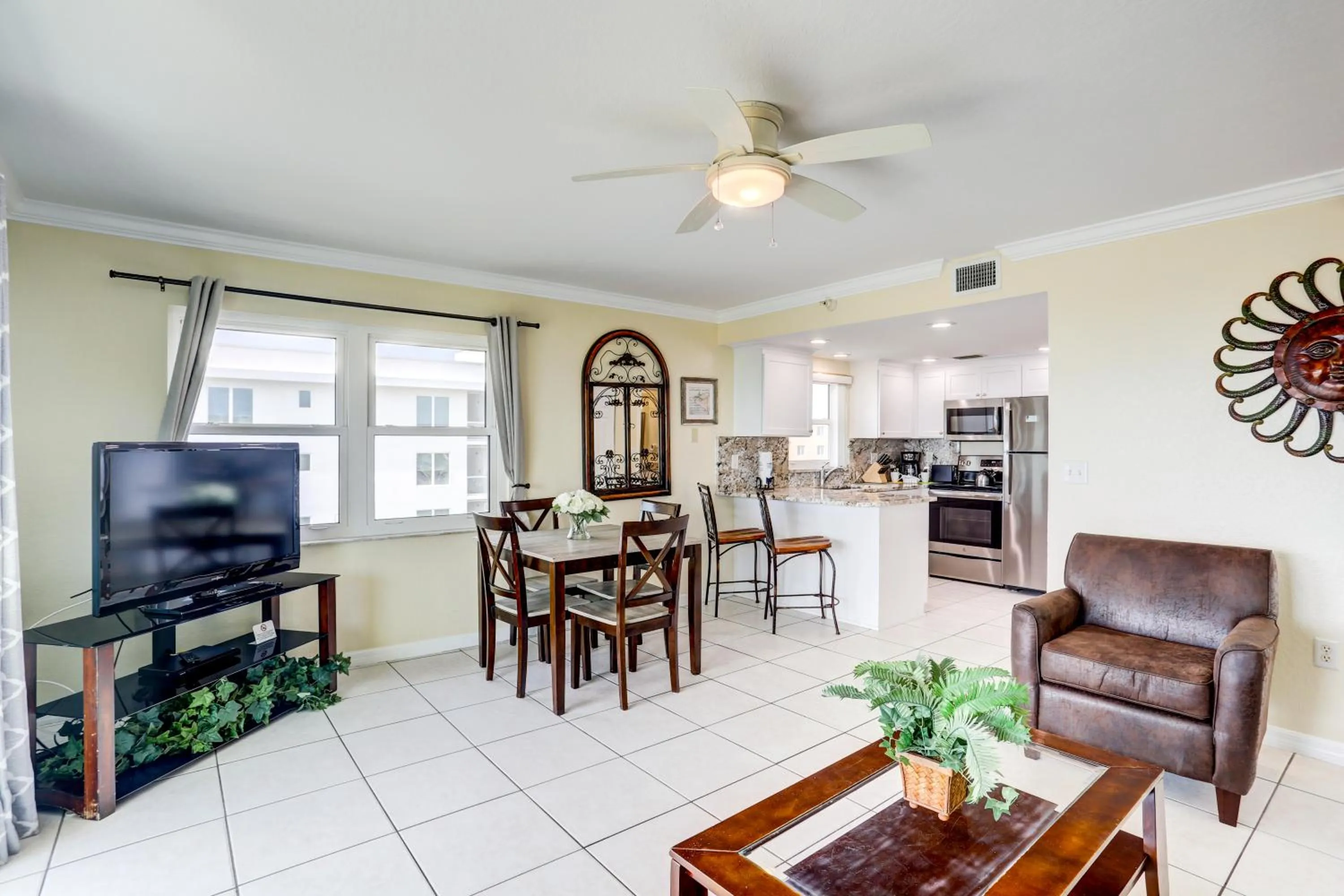 South Beach Condo Hotel by Travel Resort Services, Inc.