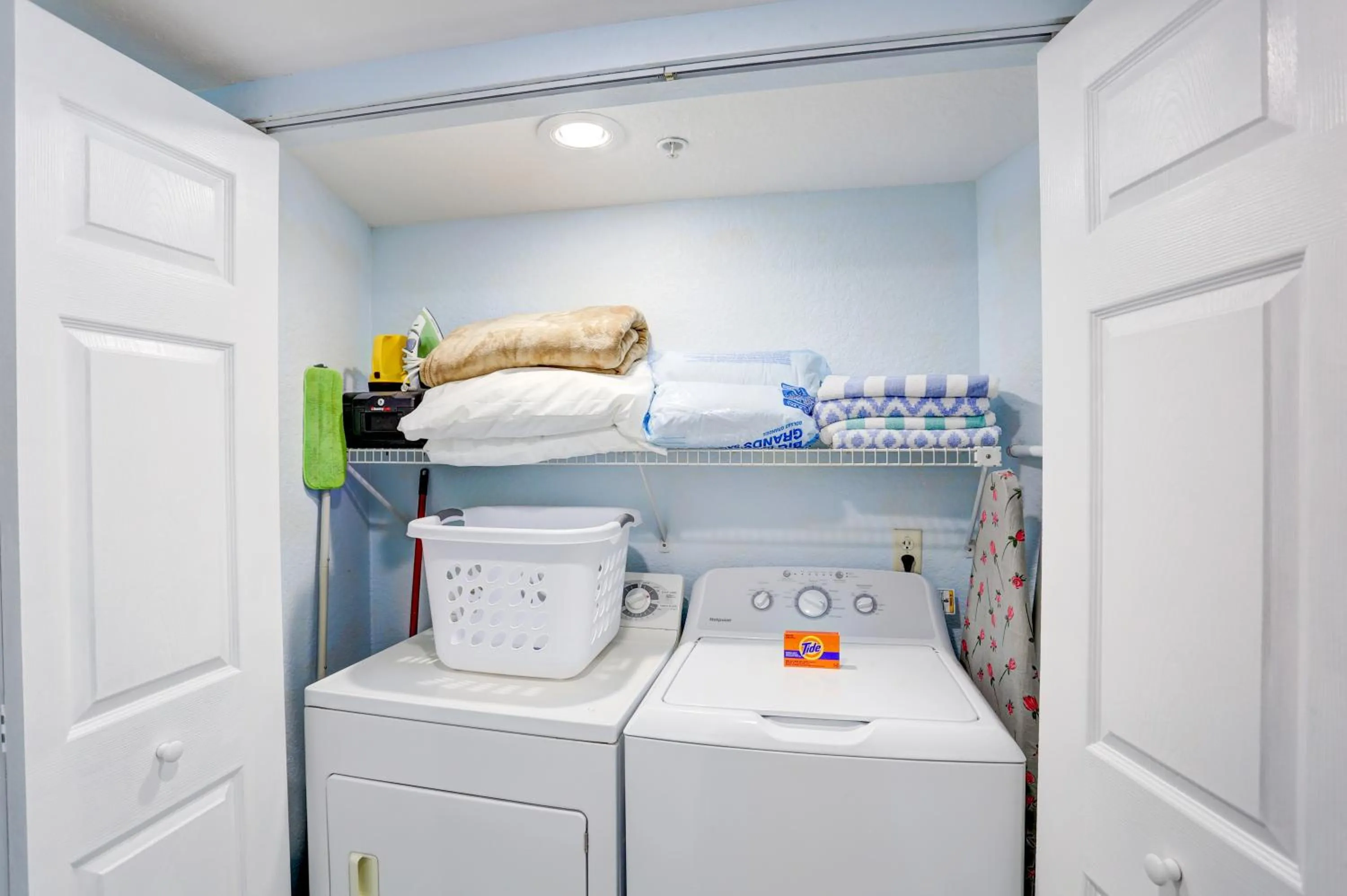 South Beach Condo Hotel by Travel Resort Services, Inc.