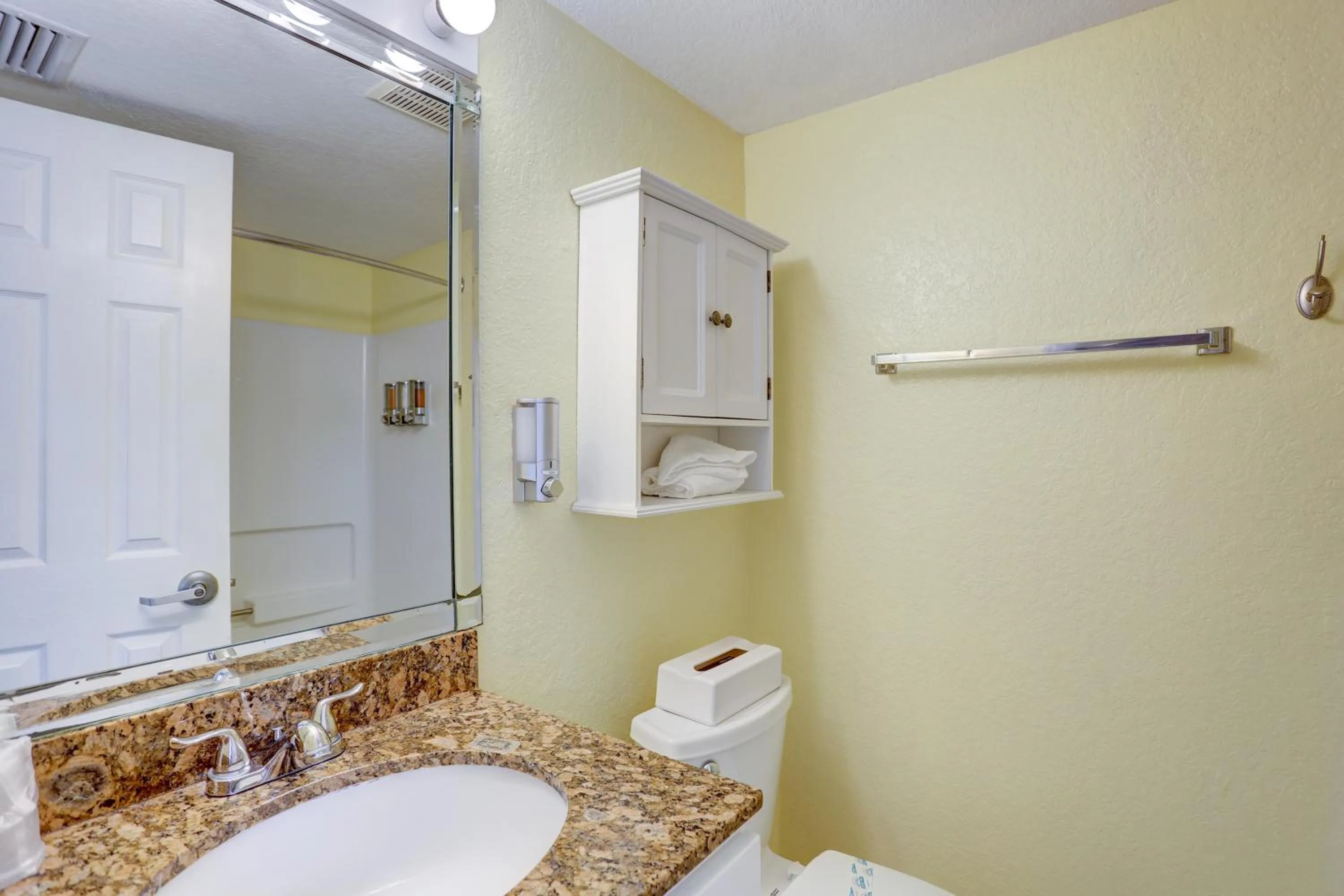 South Beach Condo Hotel by Travel Resort Services, Inc.