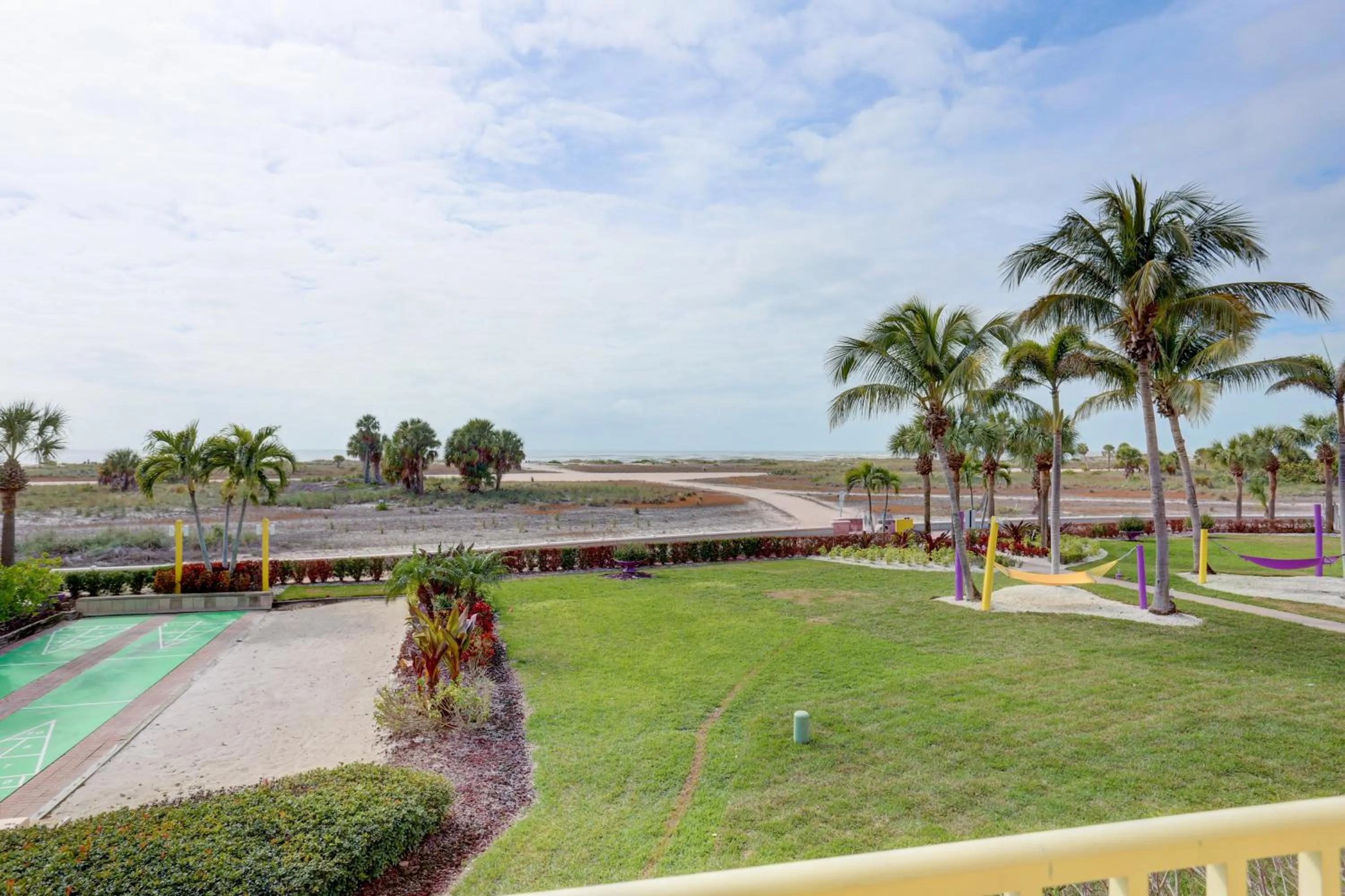 South Beach Condo Hotel by Travel Resort Services, Inc.