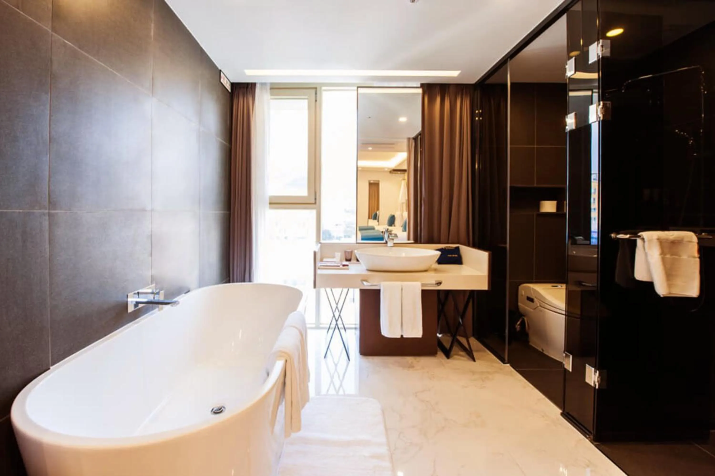 Bath in Sweetmay Seogwipo