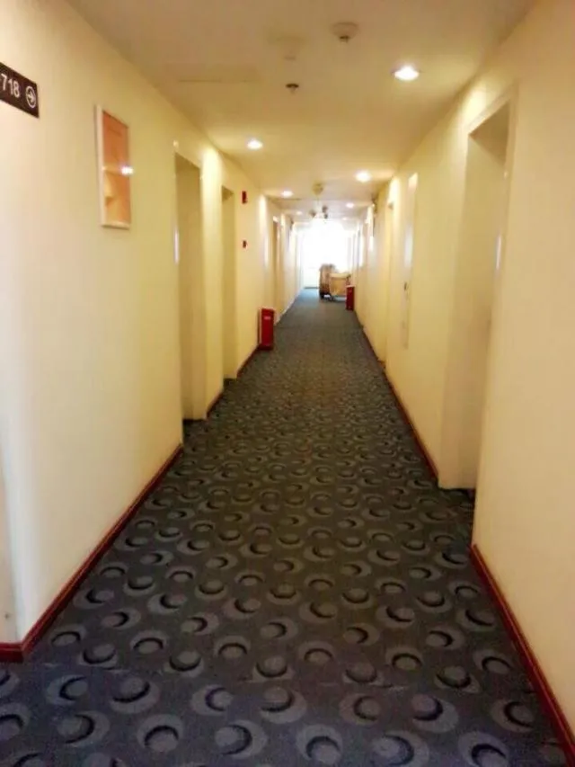 Decorative detail in 7Days Inn Xi'an Northwest University North Gate