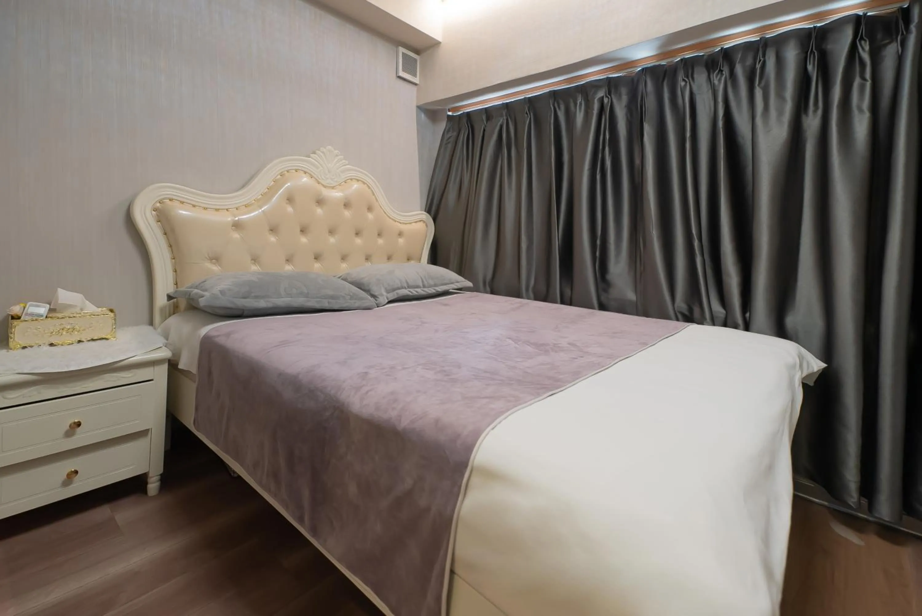 Bed in AKARENGA house