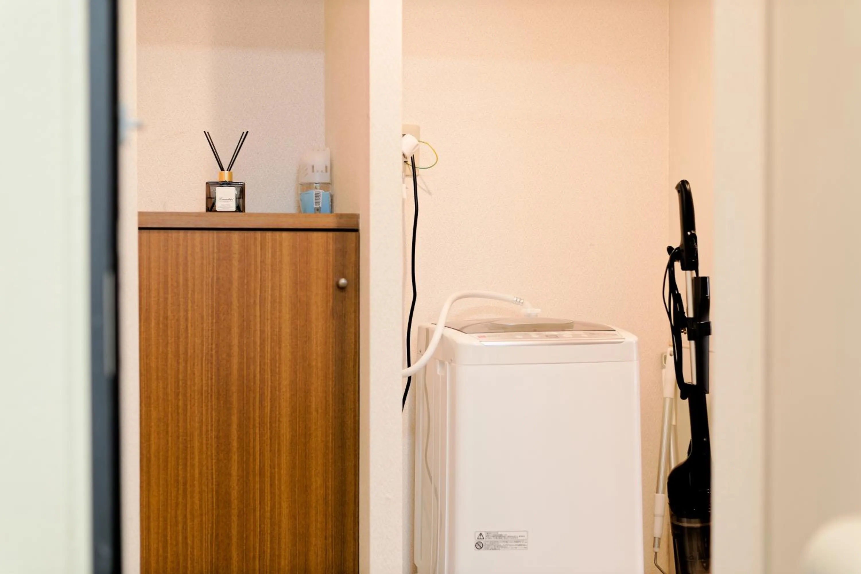 Shinjuku Waseda Earthtone Apartment