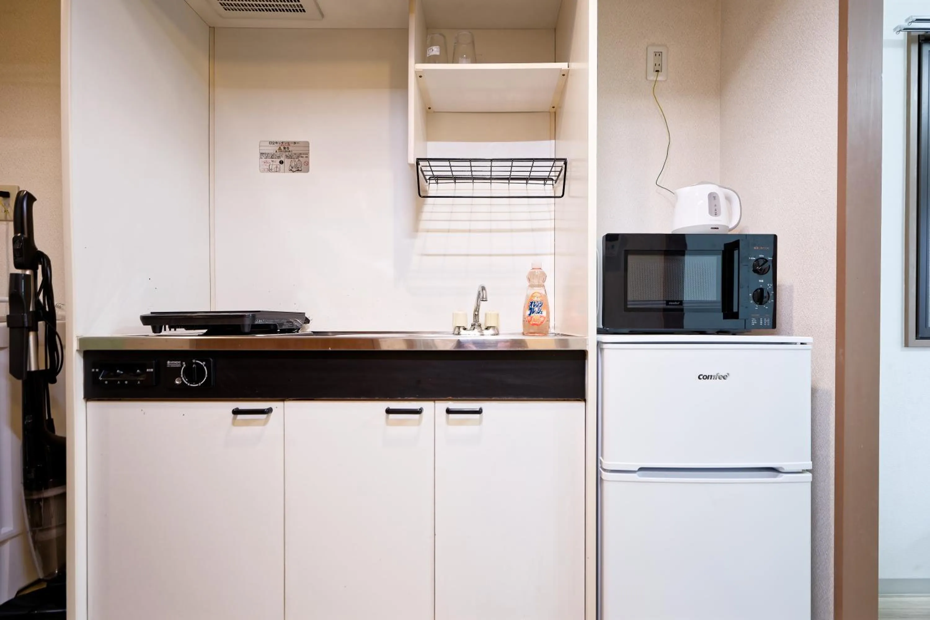 Shinjuku Waseda Earthtone Apartment