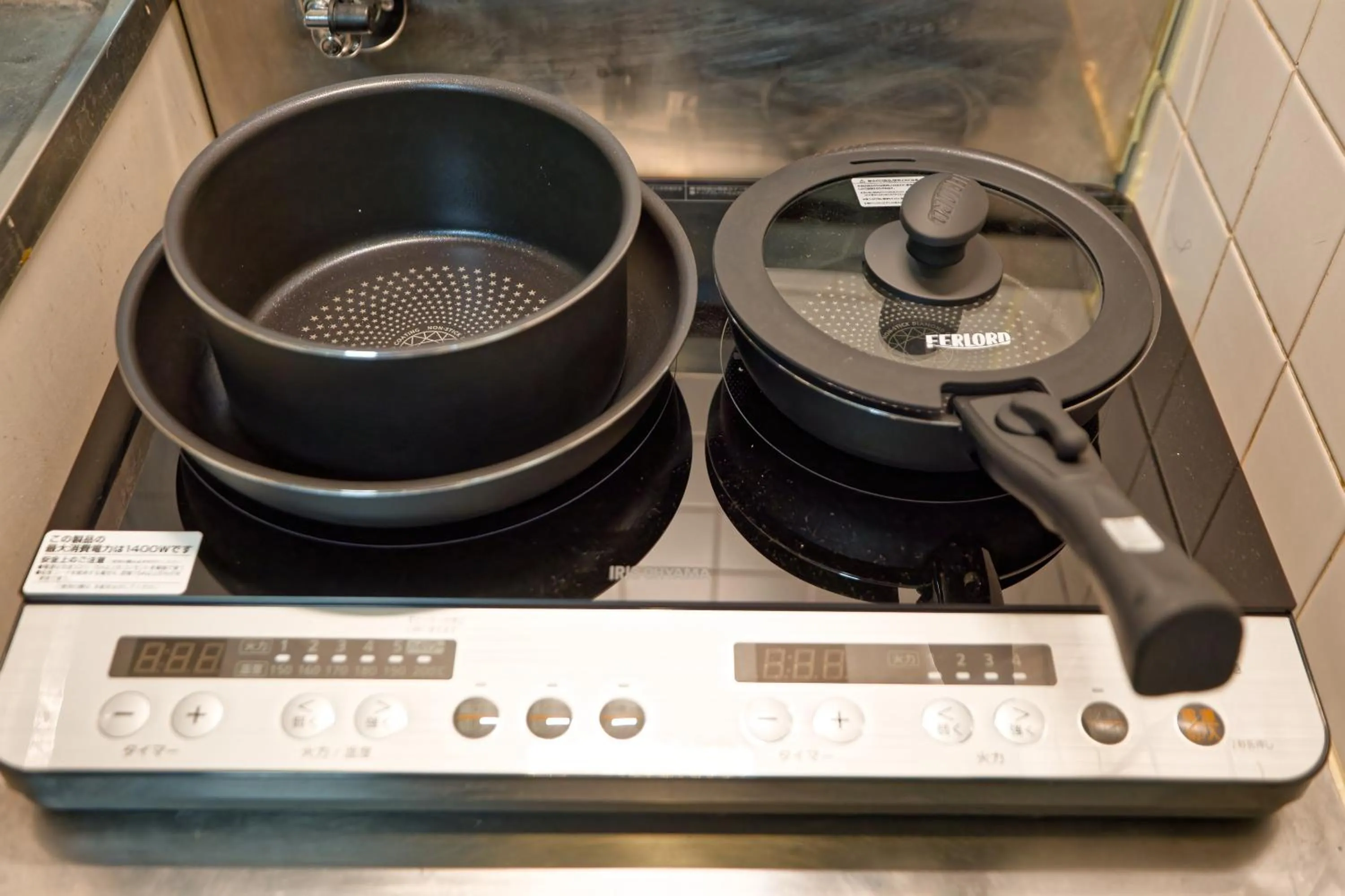 Shinjuku Waseda Earthtone Apartment