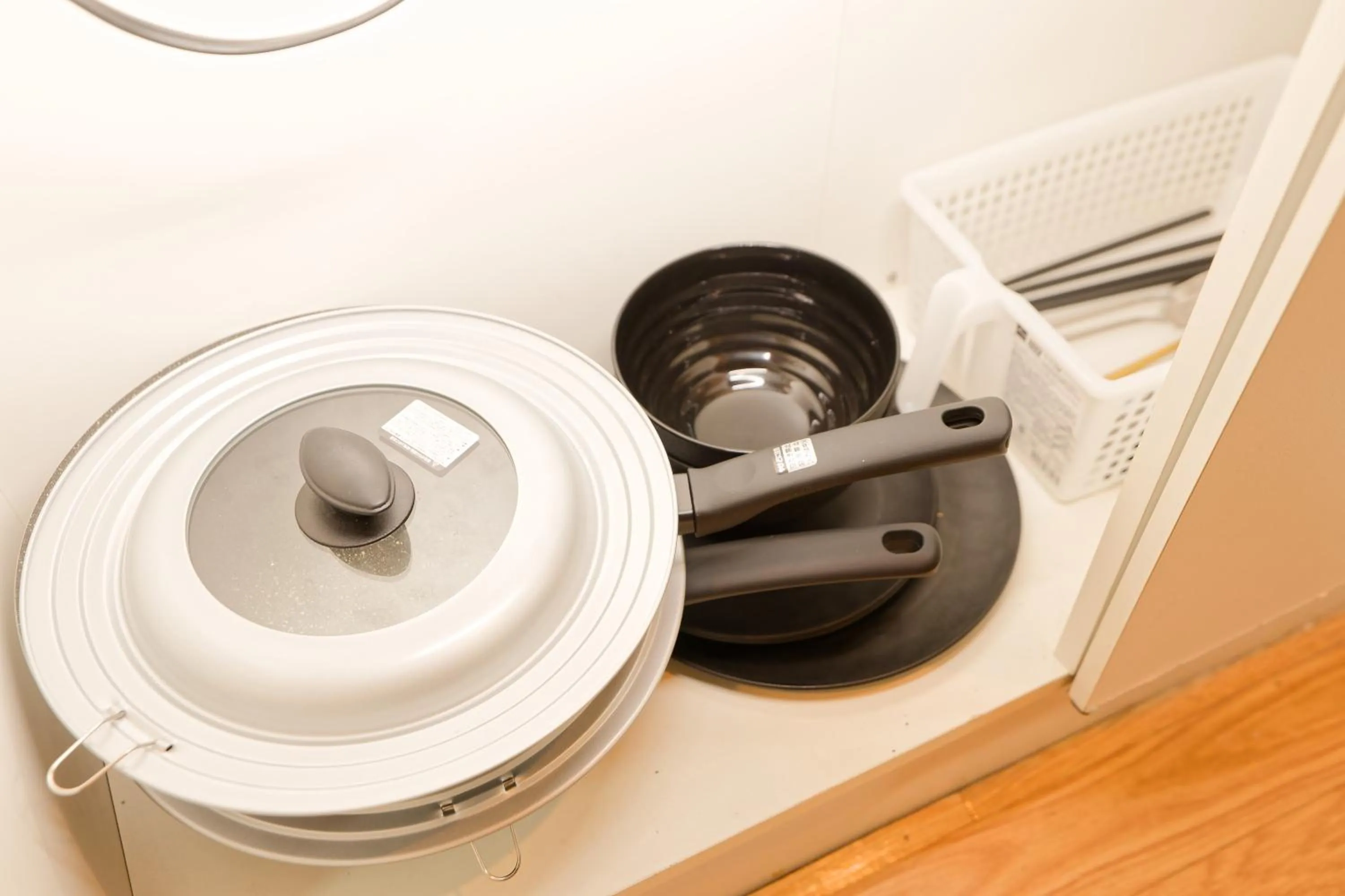 Shinjuku Waseda Earthtone Apartment