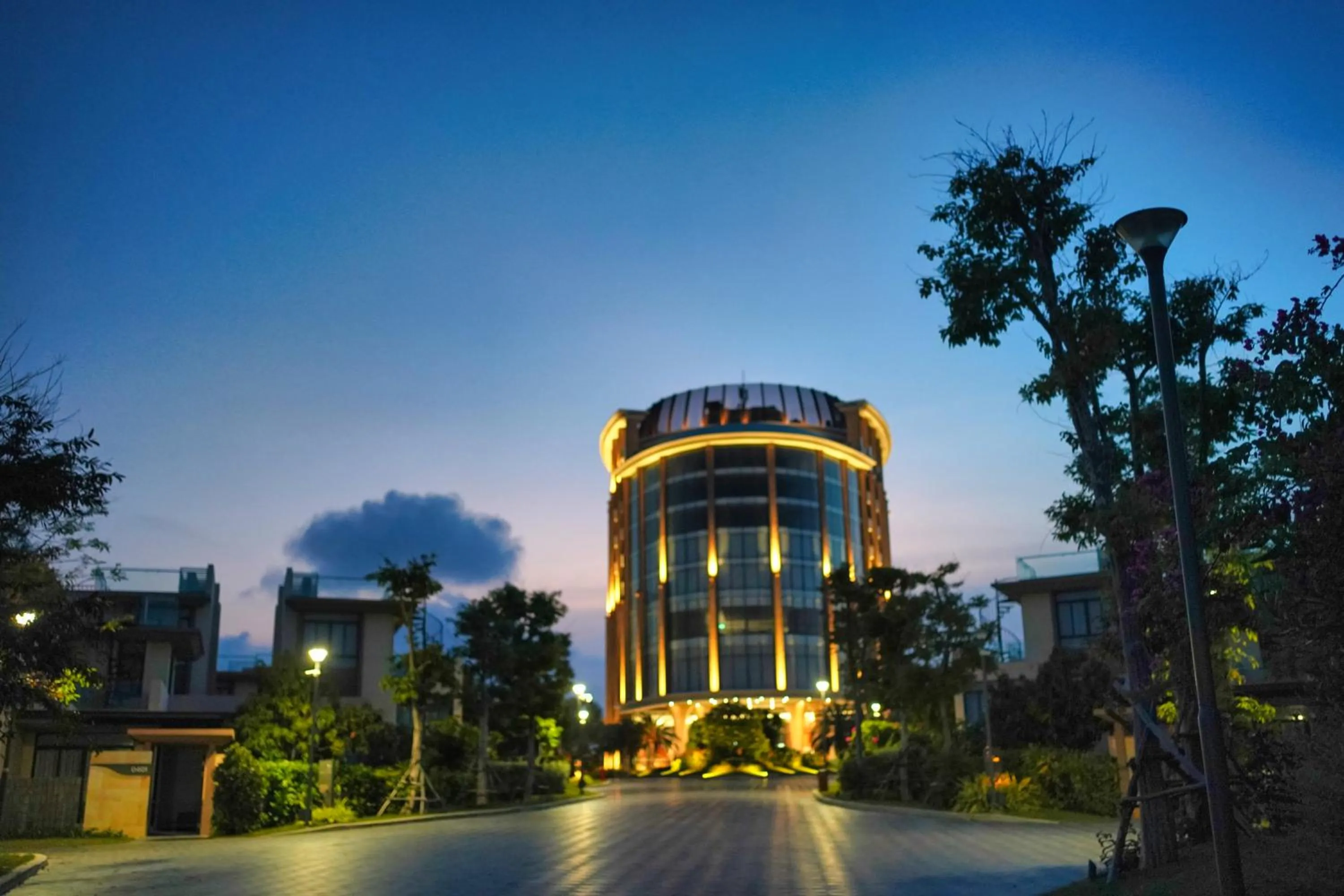 Property building in Seascape Villas In Long Beach Cam Ranh