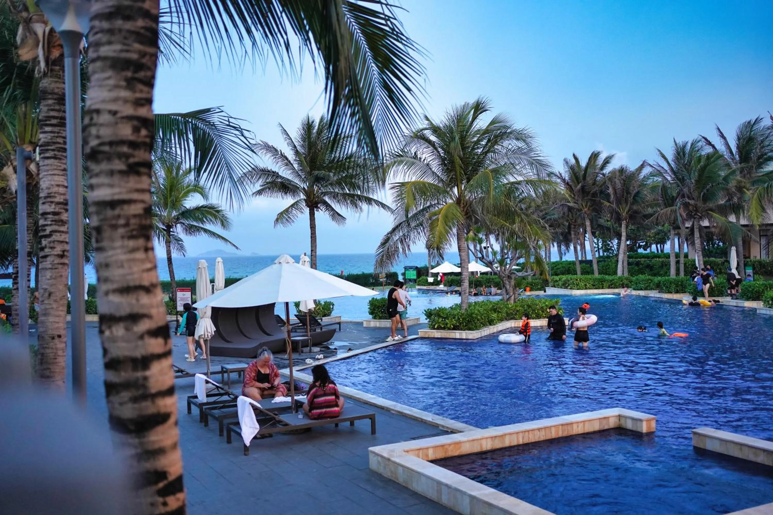 Swimming pool in Seascape Villas In Long Beach Cam Ranh