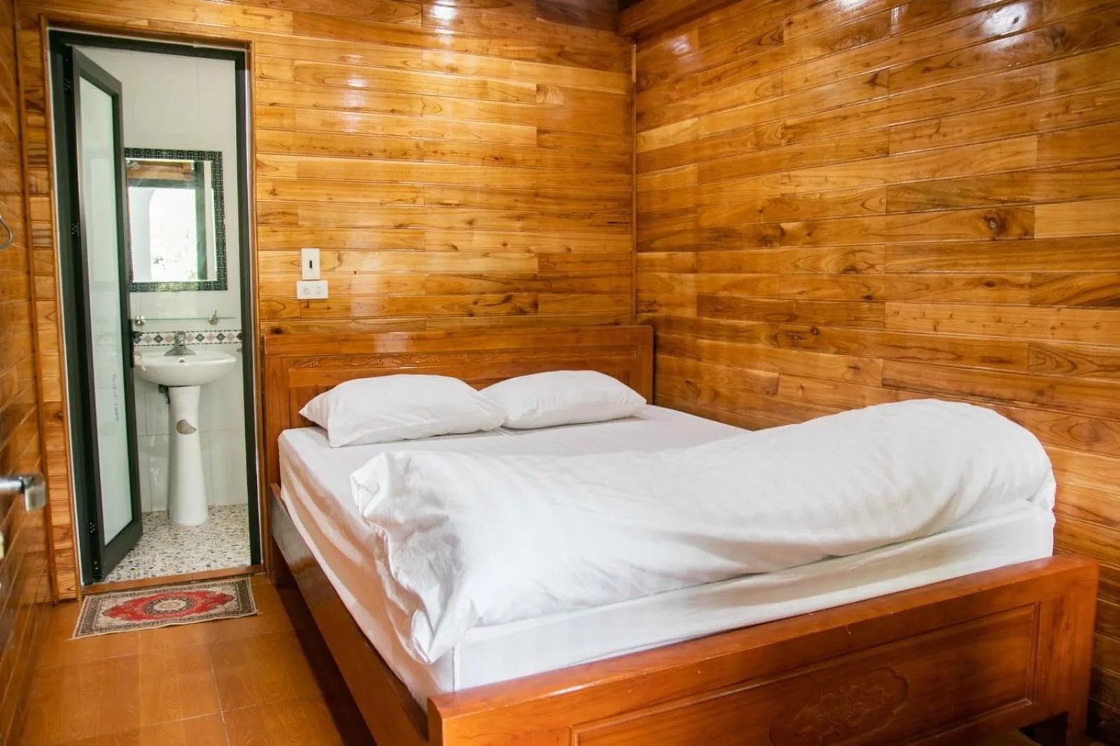Photo of the whole room, Bed in Cao Thạch Homestay