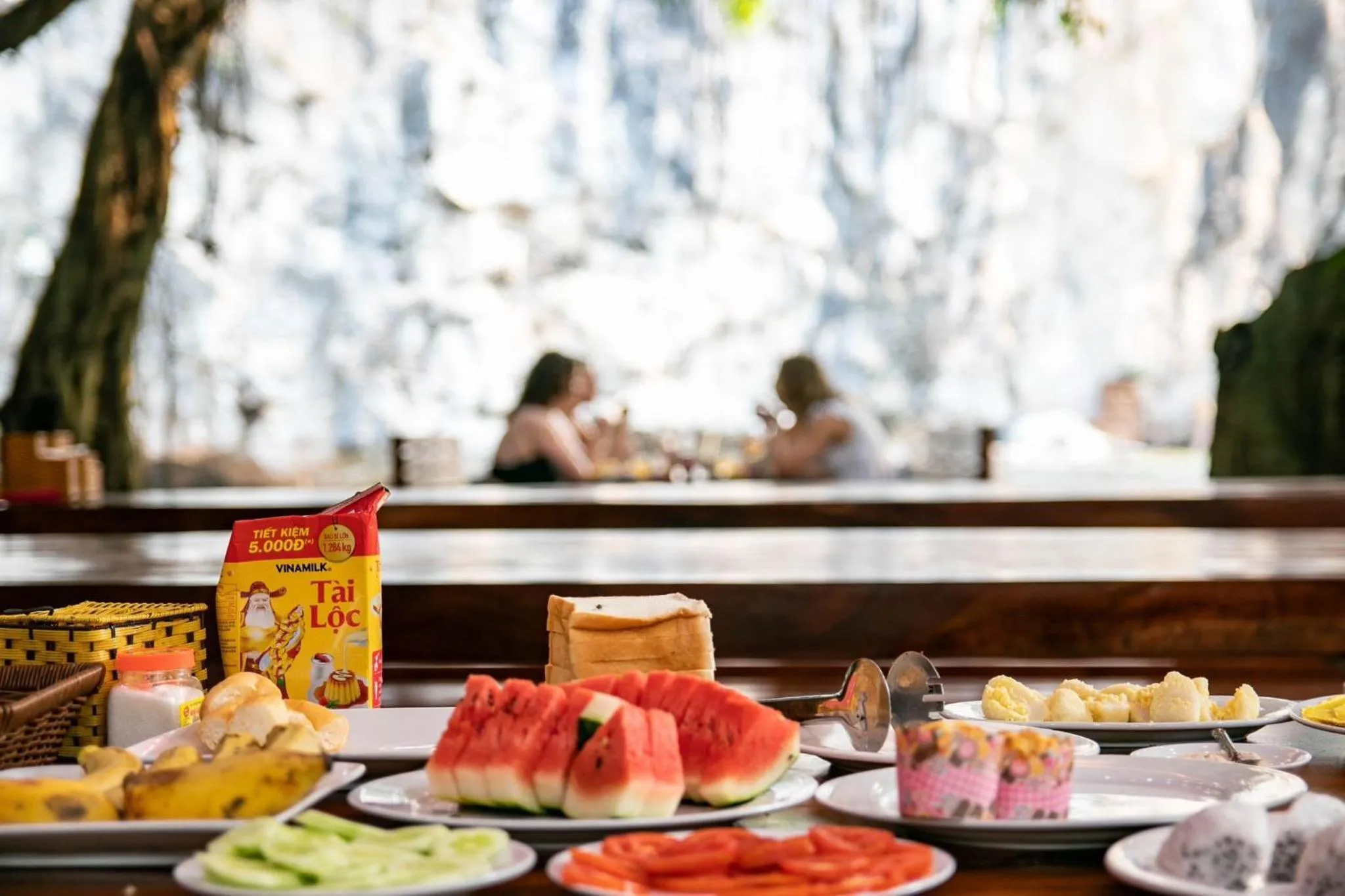 Food and drinks in Cao Thạch Homestay