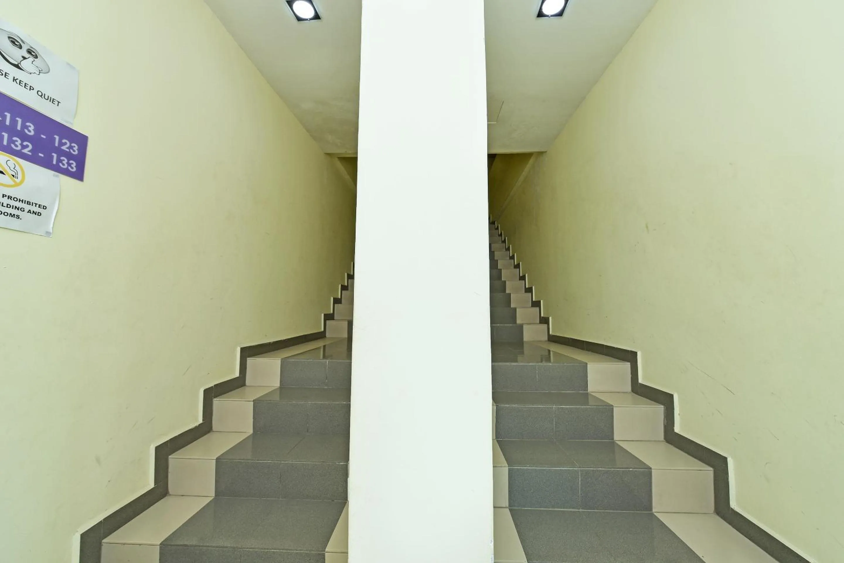Lobby or reception in Hotel O Senyum Inn